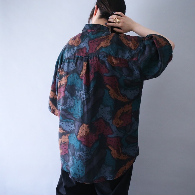 dark poison color over silhouette silk h/s shirt