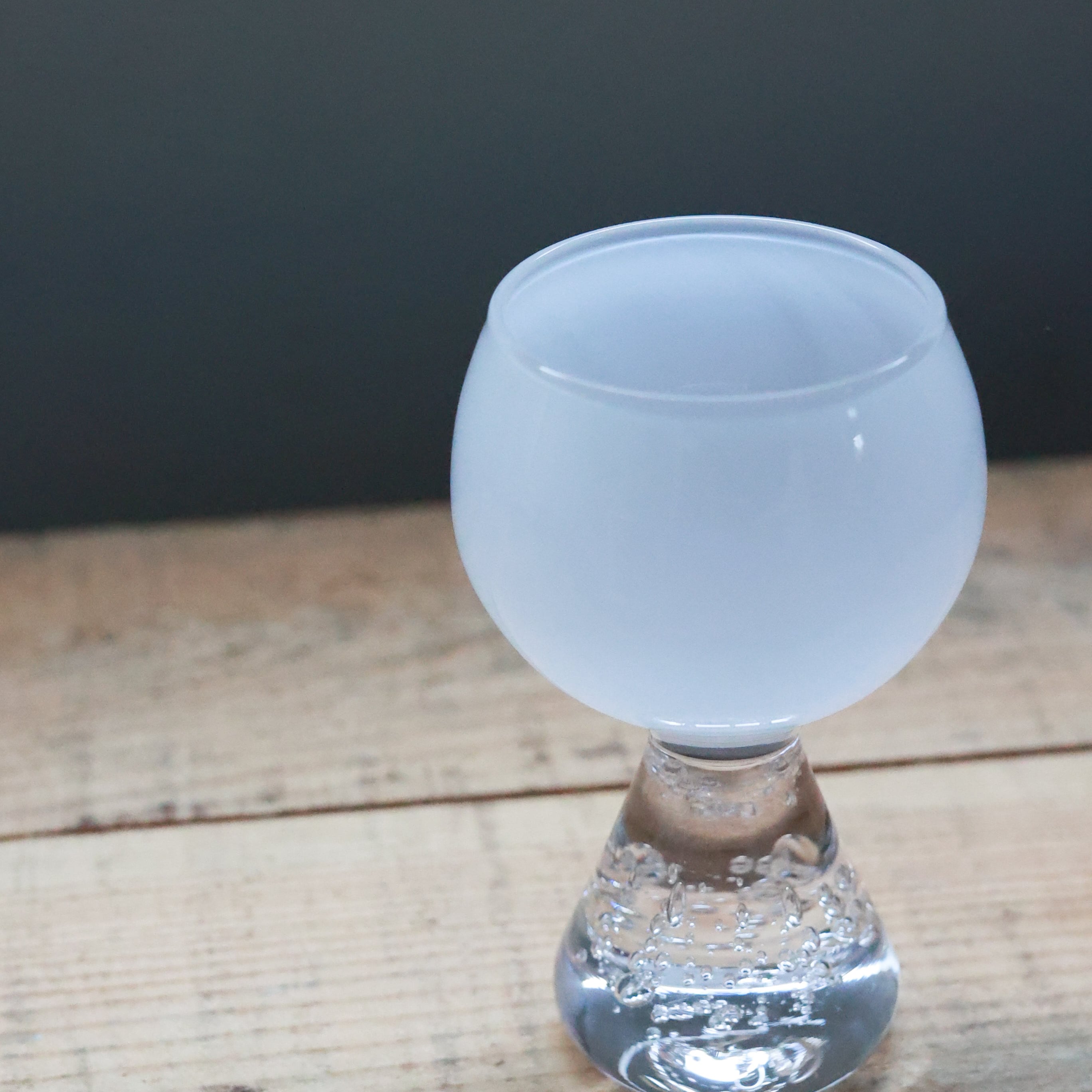 nora - glassworks - goblet / milk (made in Japan) | Et cetera