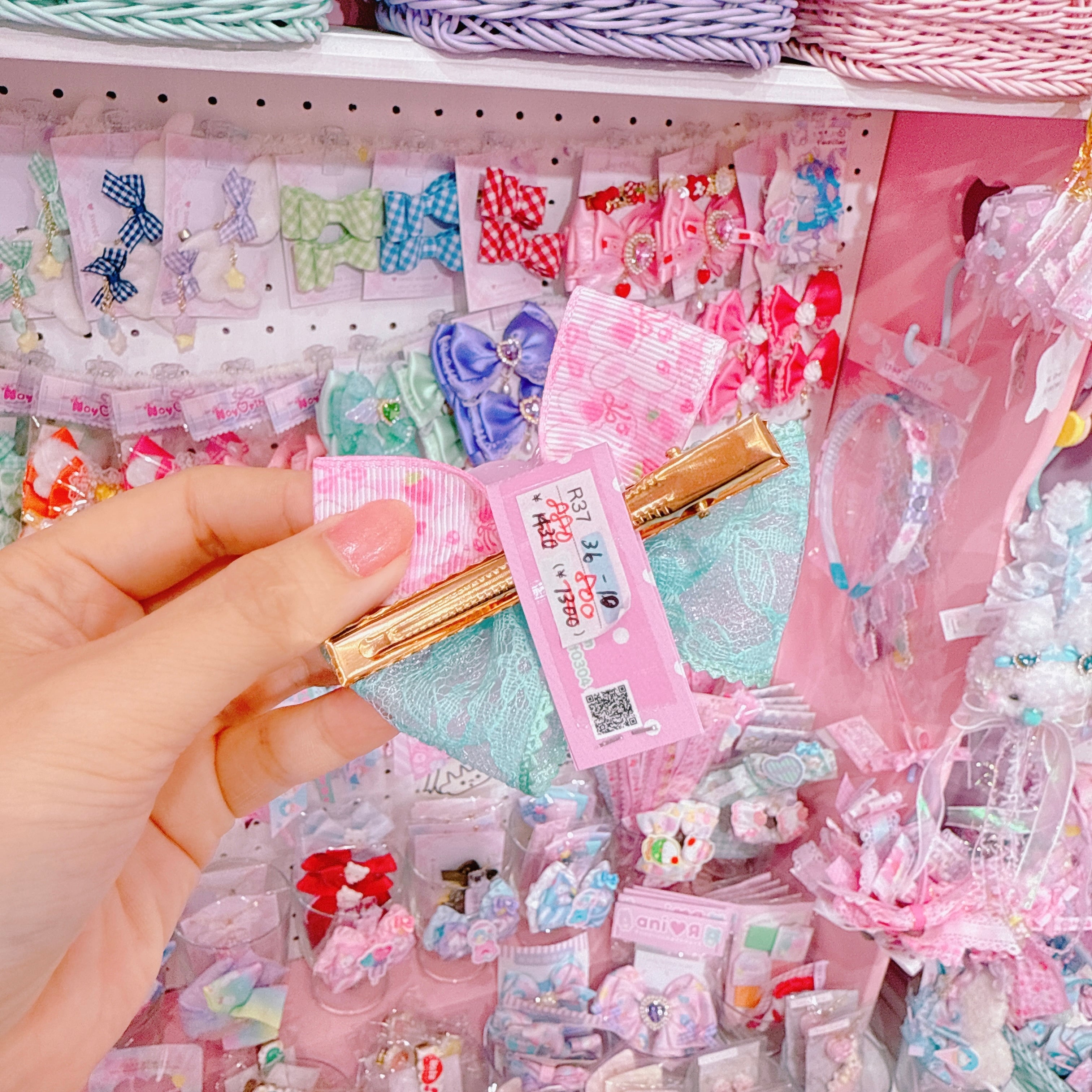 【R37】36-10ヘアクリップ(B品)