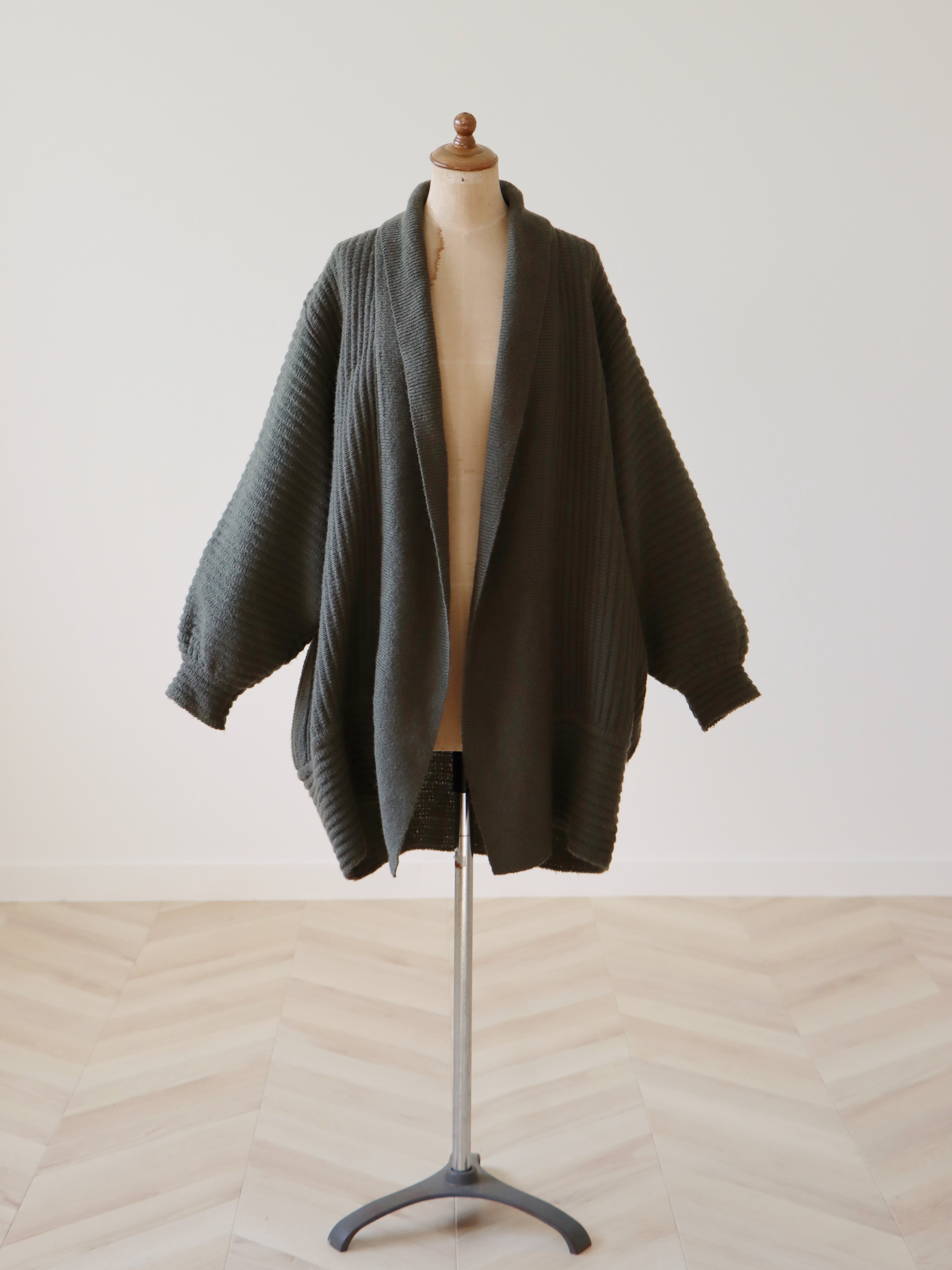 volume design wool cardigan