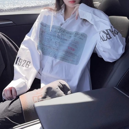 パスポートグラフィックプリントルーズフォルムシャツ 1col   R01855