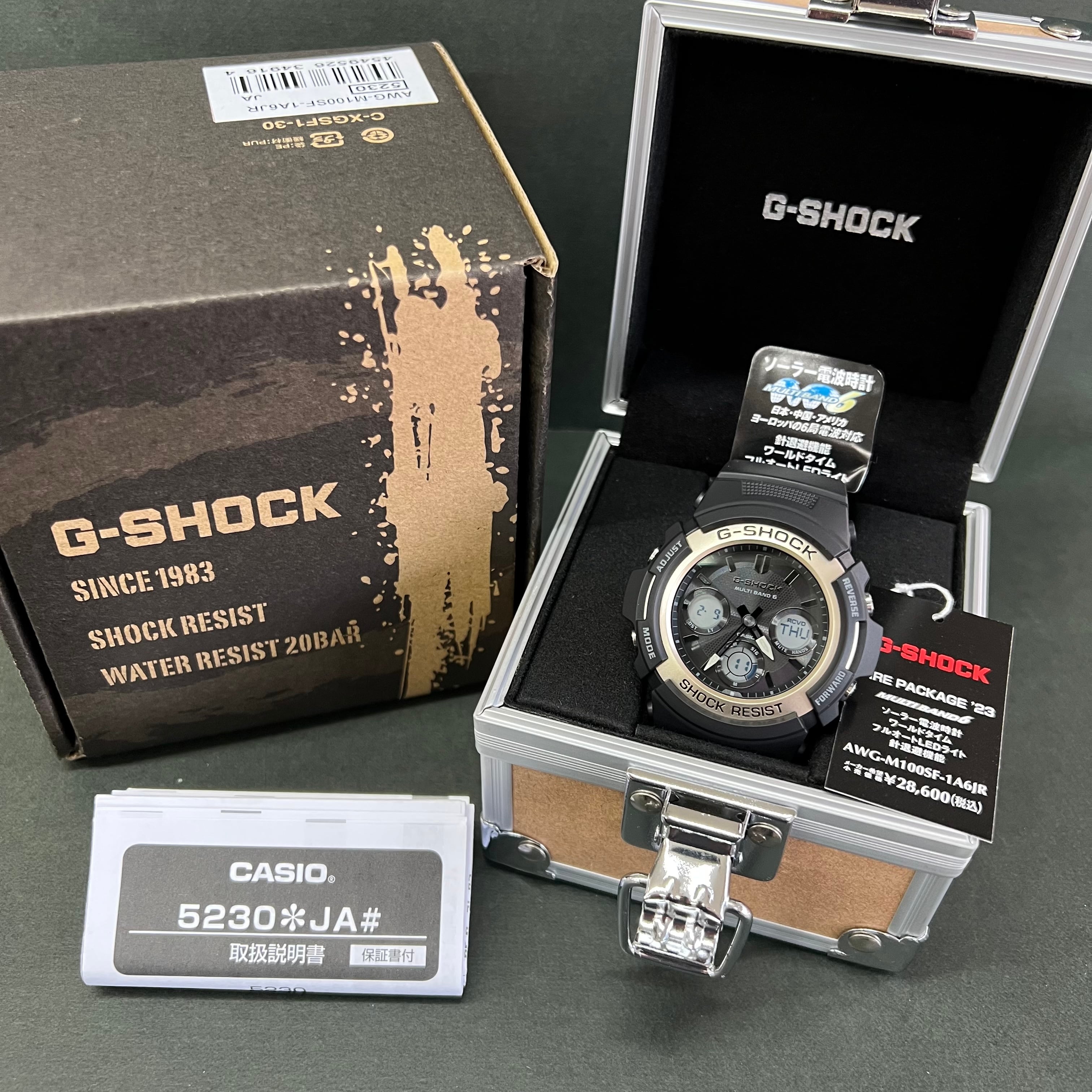 美品 CASIO G-SHOCK 5230 ブラック＆レッド　電波ソーラー時計