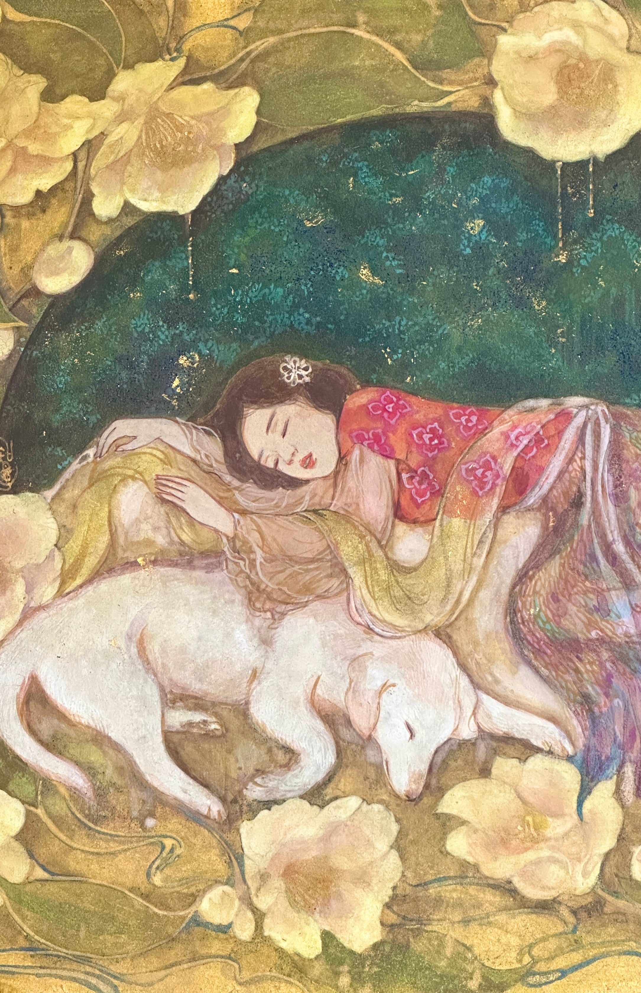 天女と白い犬まどろむ《まどろみの繭》椿と森の日本画 原画 額装｜岩