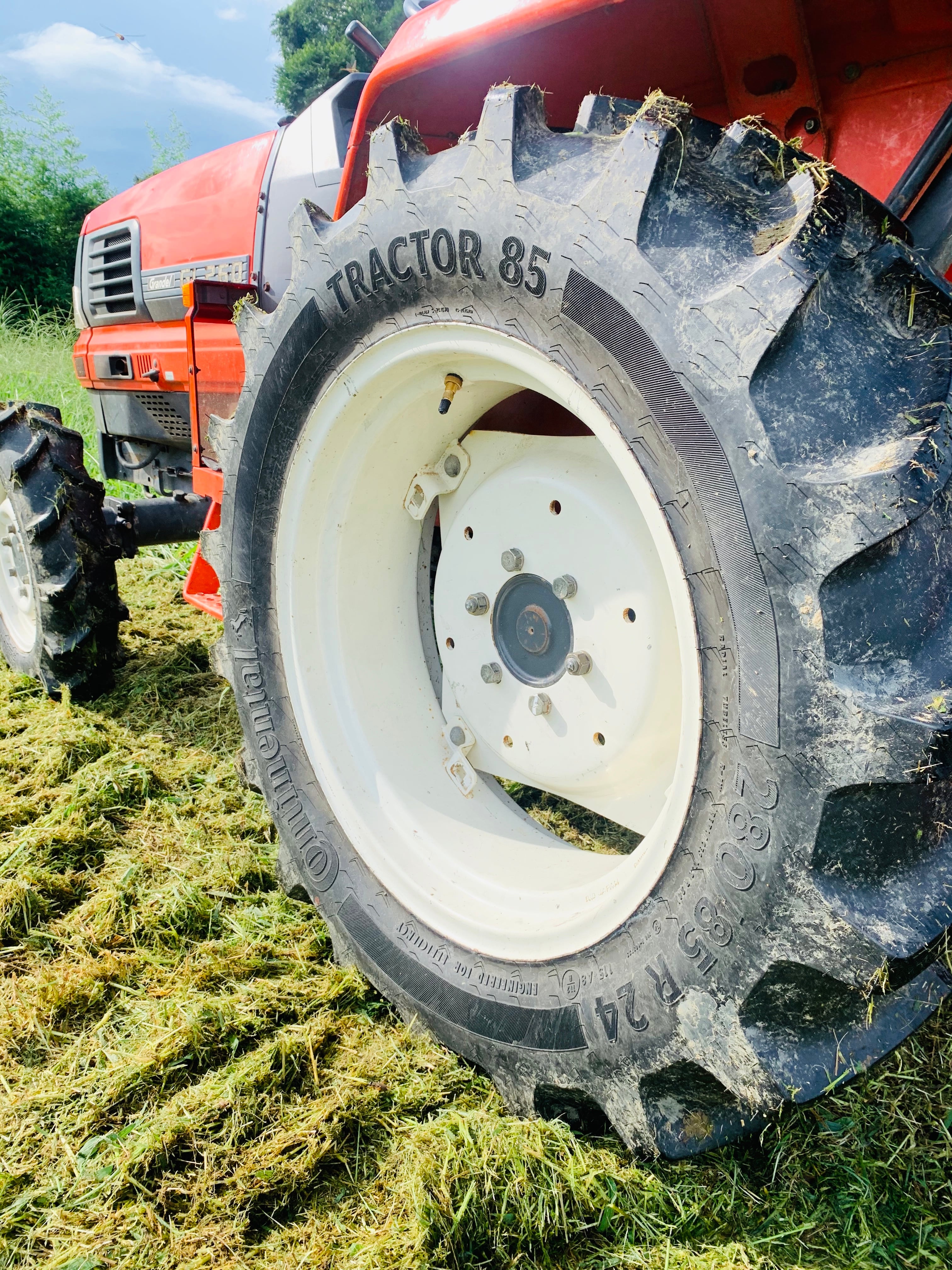 245/50ZR18,MAXTREK,中国製深山22年~23年ラジアルタイヤ4本 245/50ZR18,MAXTREK,中国製深山22年~23年ラジアルタイヤ4本