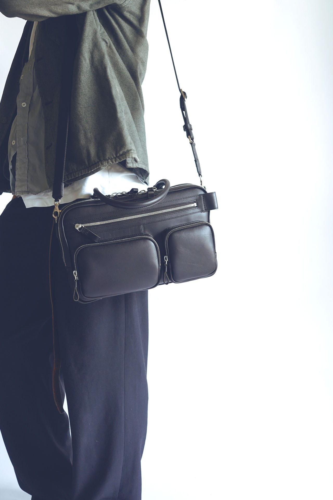 【本革】ワンハンドル ボストンバッグ|de’syu|端正なフォルム&カーフレザー|ミニマルで印象的・画像13