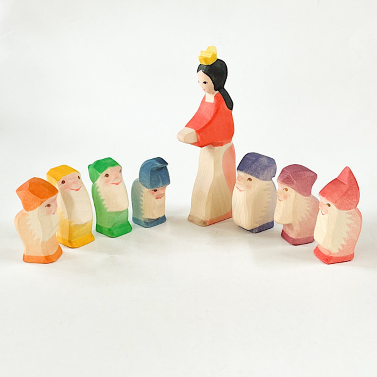 オストハイマー 白雪姫と7人の小人セット | 国立 木のおもちゃ 