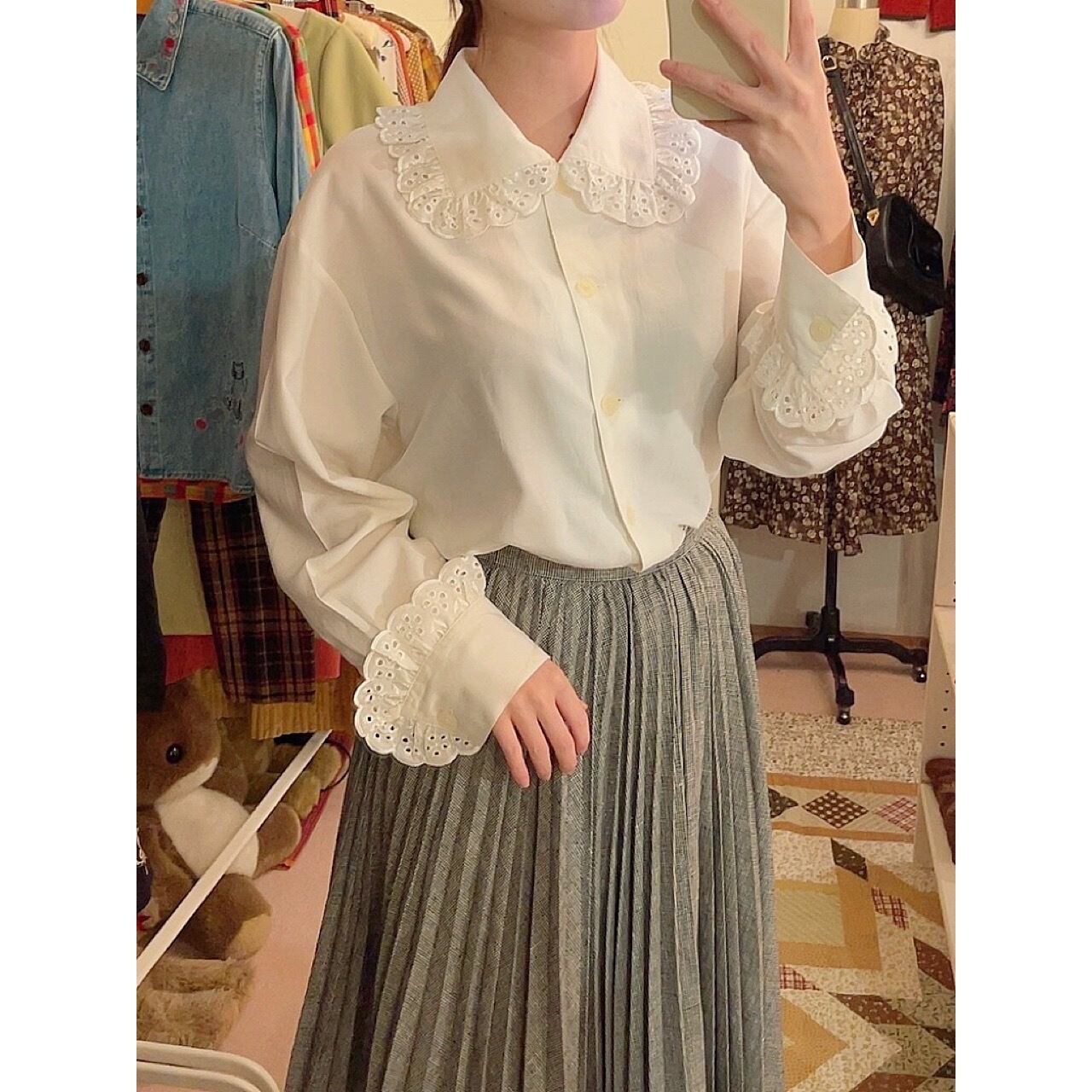 big frill cuffs white blouse