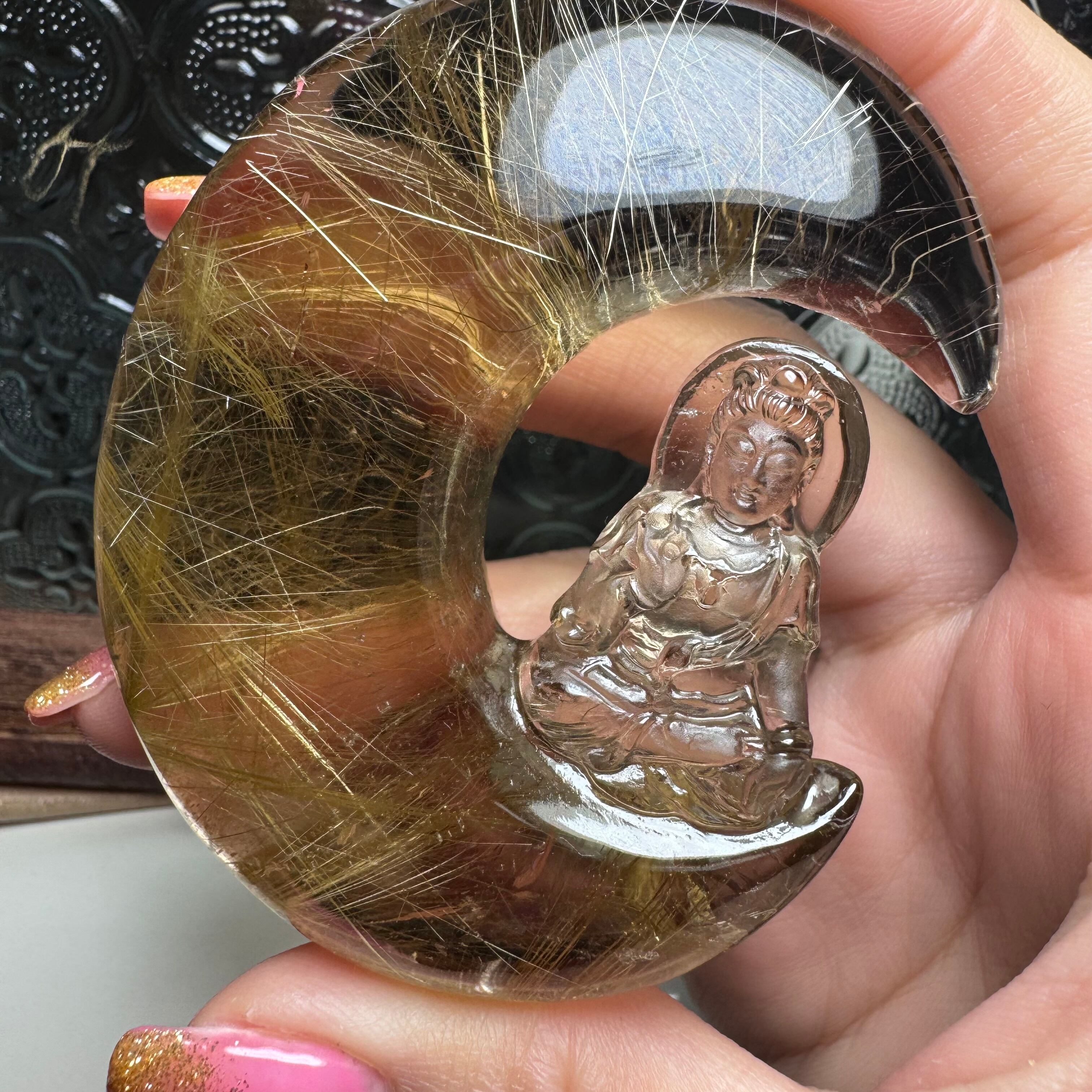 ゴールドルチル・三日月・神様