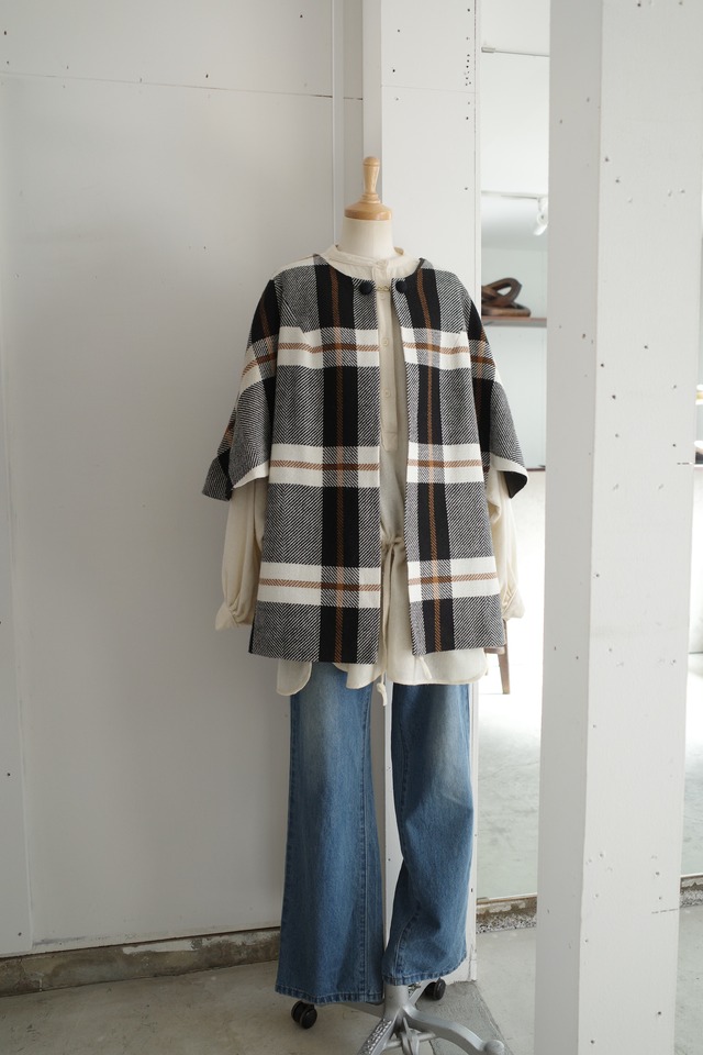 lovely picnic cape