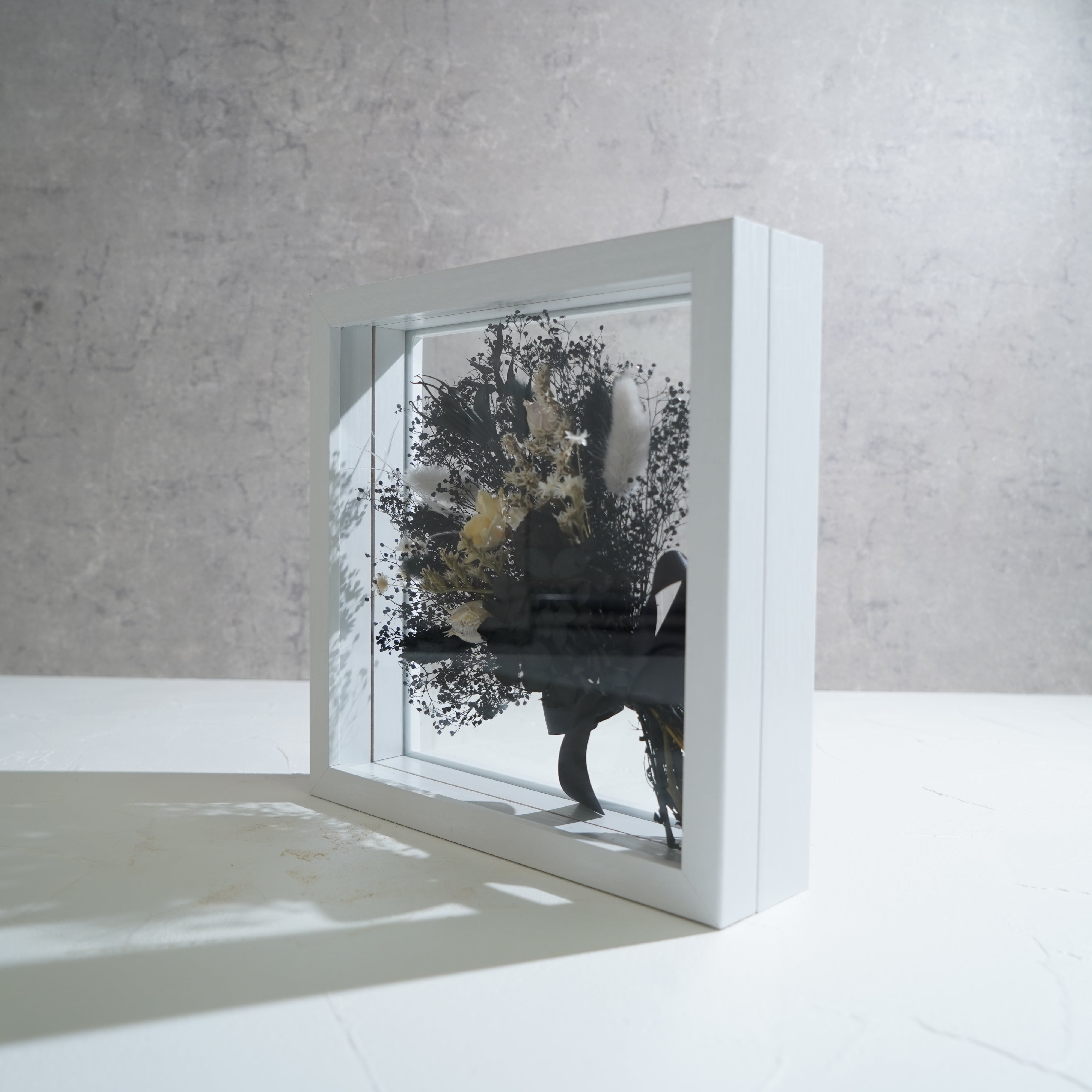 【ブラック】フレームフラワー Lサイズ 花束タイプ FL-52≪限定1点≫