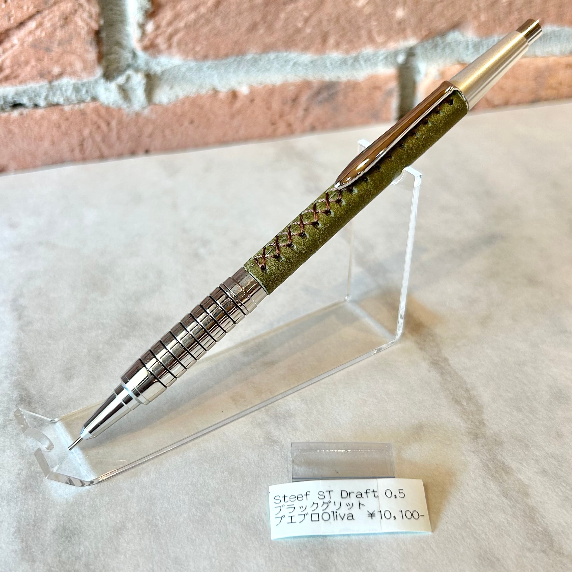 ラミー 「 LAMY 2000 単色ボールペン （木軸／タクサス） 」 | ペンネ