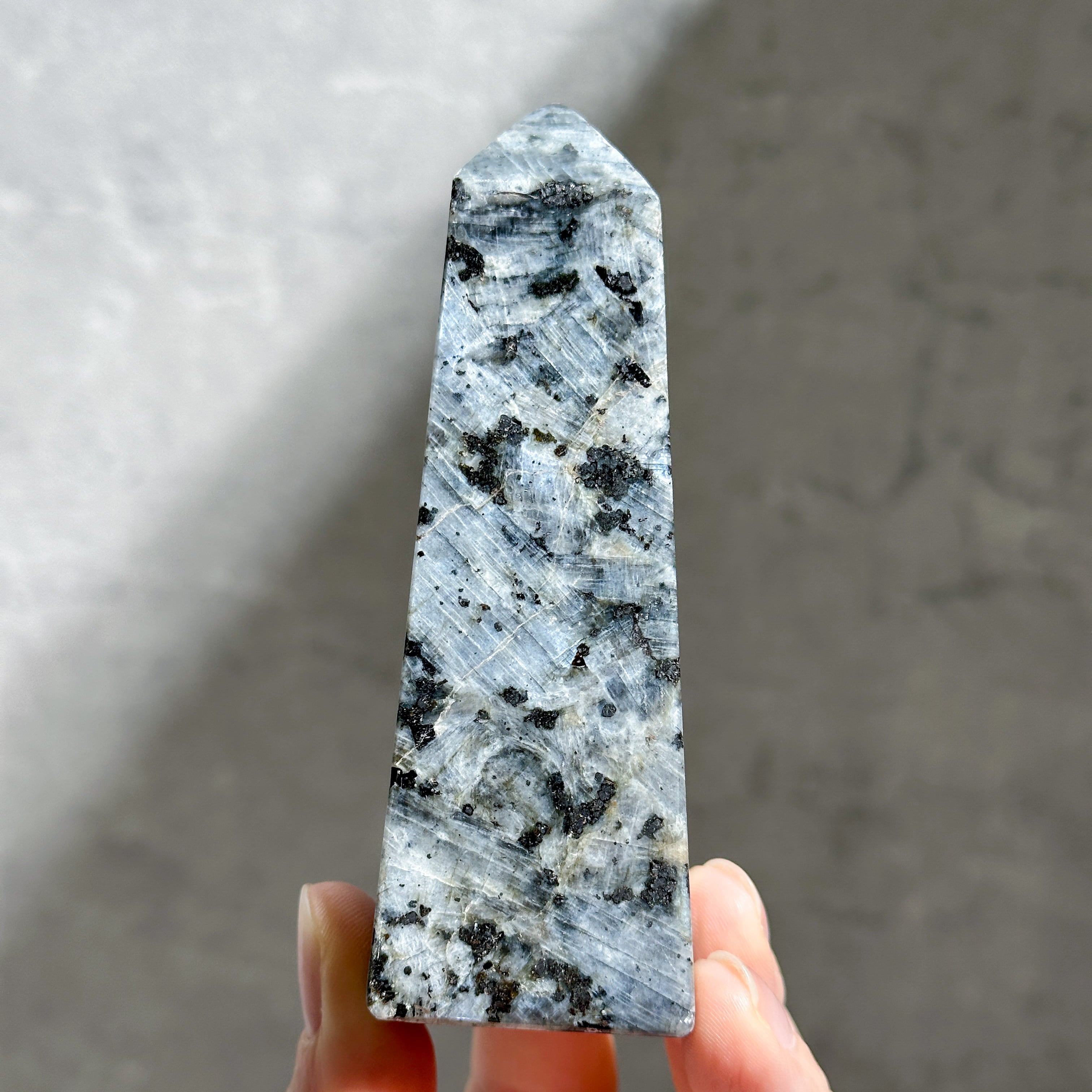 ラルビカイト タワー03◇ Larvikite ◇天然石・鉱物・パワーストーン