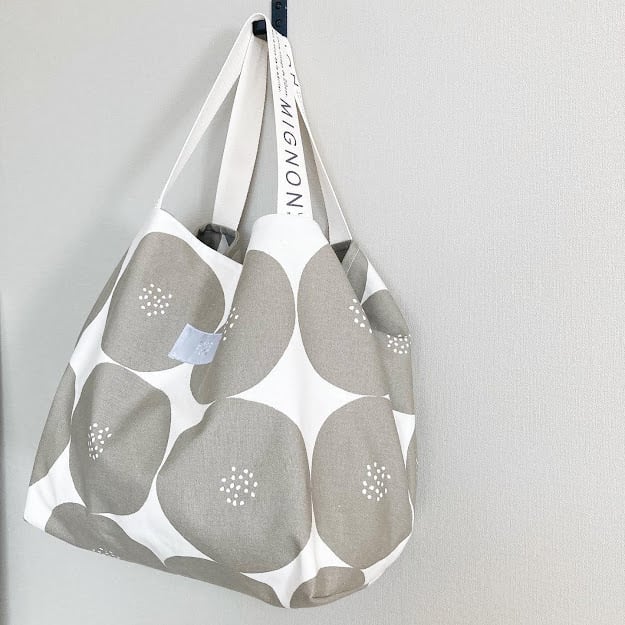 専用 あんぱん柄トートバッグと大きめポーチ 専用 あんぱん柄トートバッグと大きめポーチ あんぱん柄 - トート