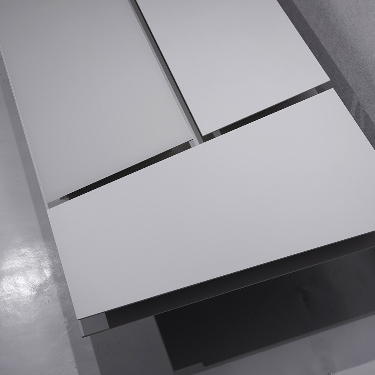 BoConcept Barcelona / 北欧 デンマーク Morten Georgsen 名作 ボーコンセプト バルセロナ ローテーブル センターテーブル （関連:アクタス カリガリス）
