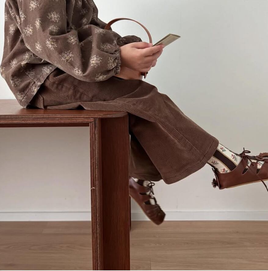 【即納】oatmeal / shine frill blouse