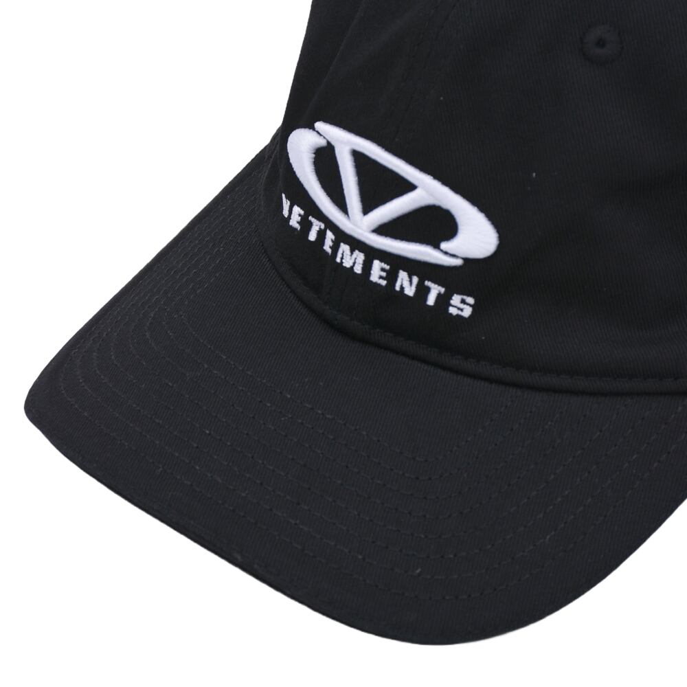 vetements帽子 VETEMENTS】OVAL LOGO CAP | AYIN