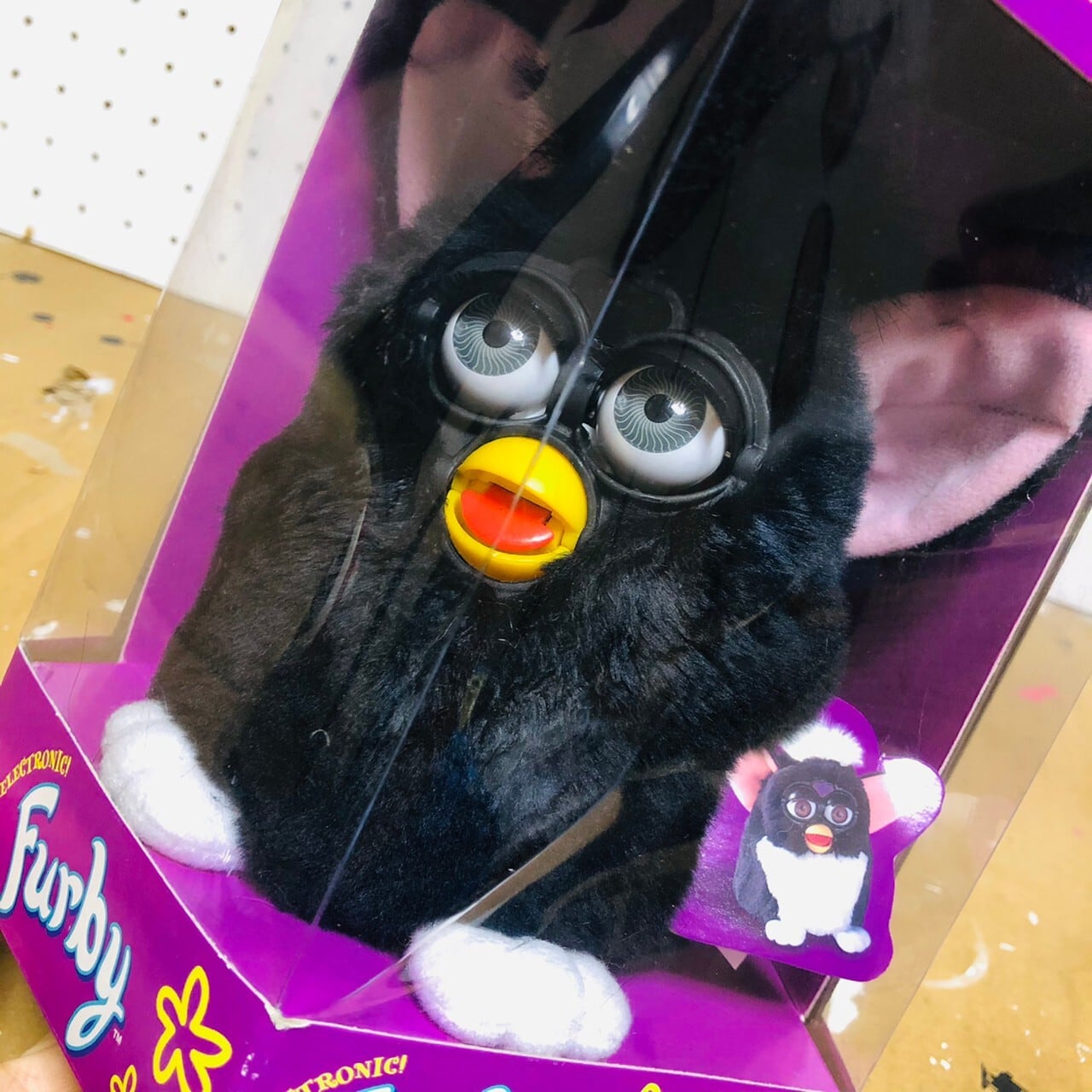 90s ☆レア☆初代ファービー 未開封品-ブラック /Electronic Furby-Black | THE PUPPEZ☆e-shop　/ ザ　 パペッツ松本-WEBショップ powered by BASE