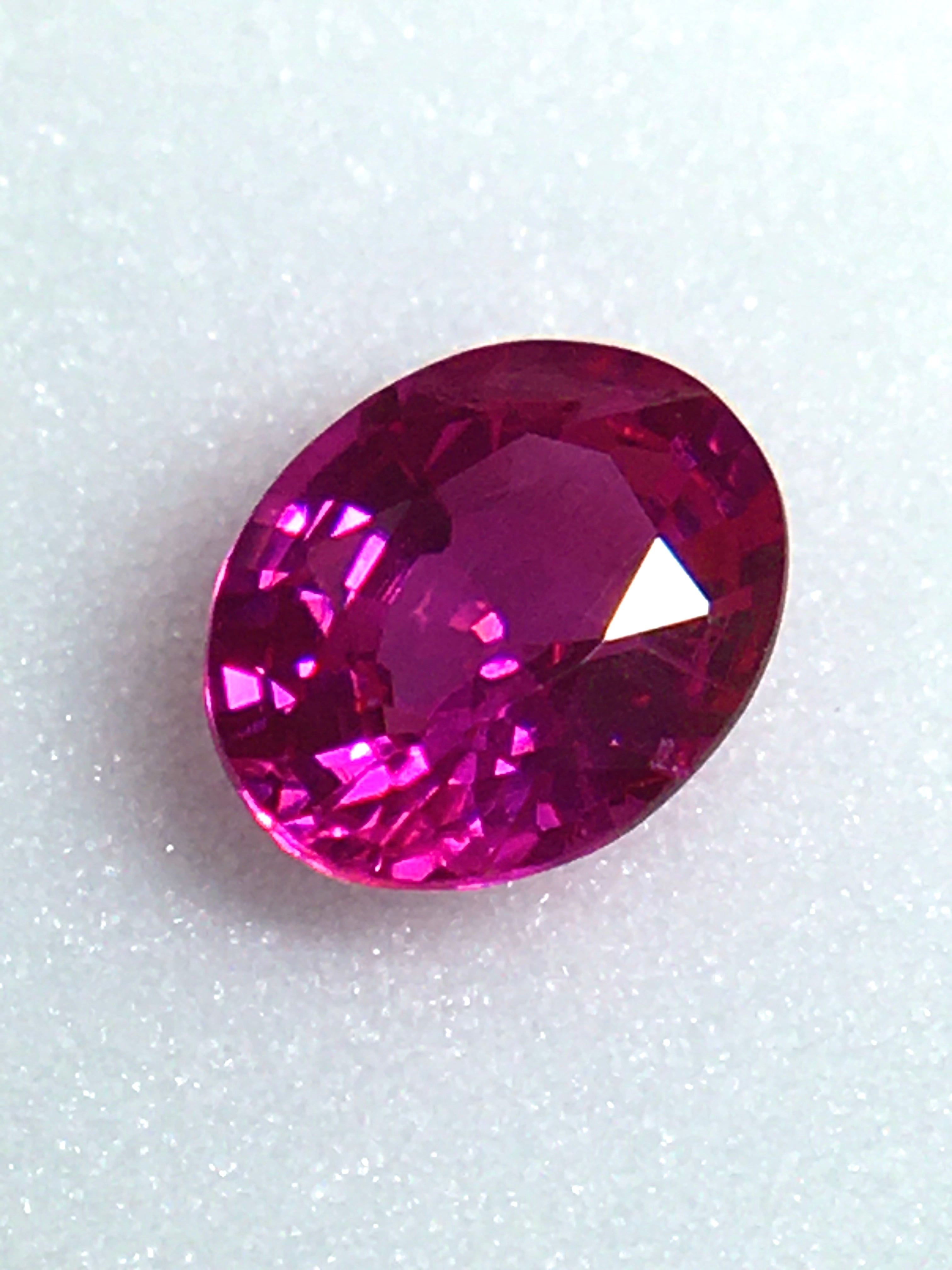 鮮烈な紅が美しい”宝石の女王” 0.3ct UP モゴック産 天然 ルビー ルース | Frederick’s Gems&Jewelry  powered by BASE