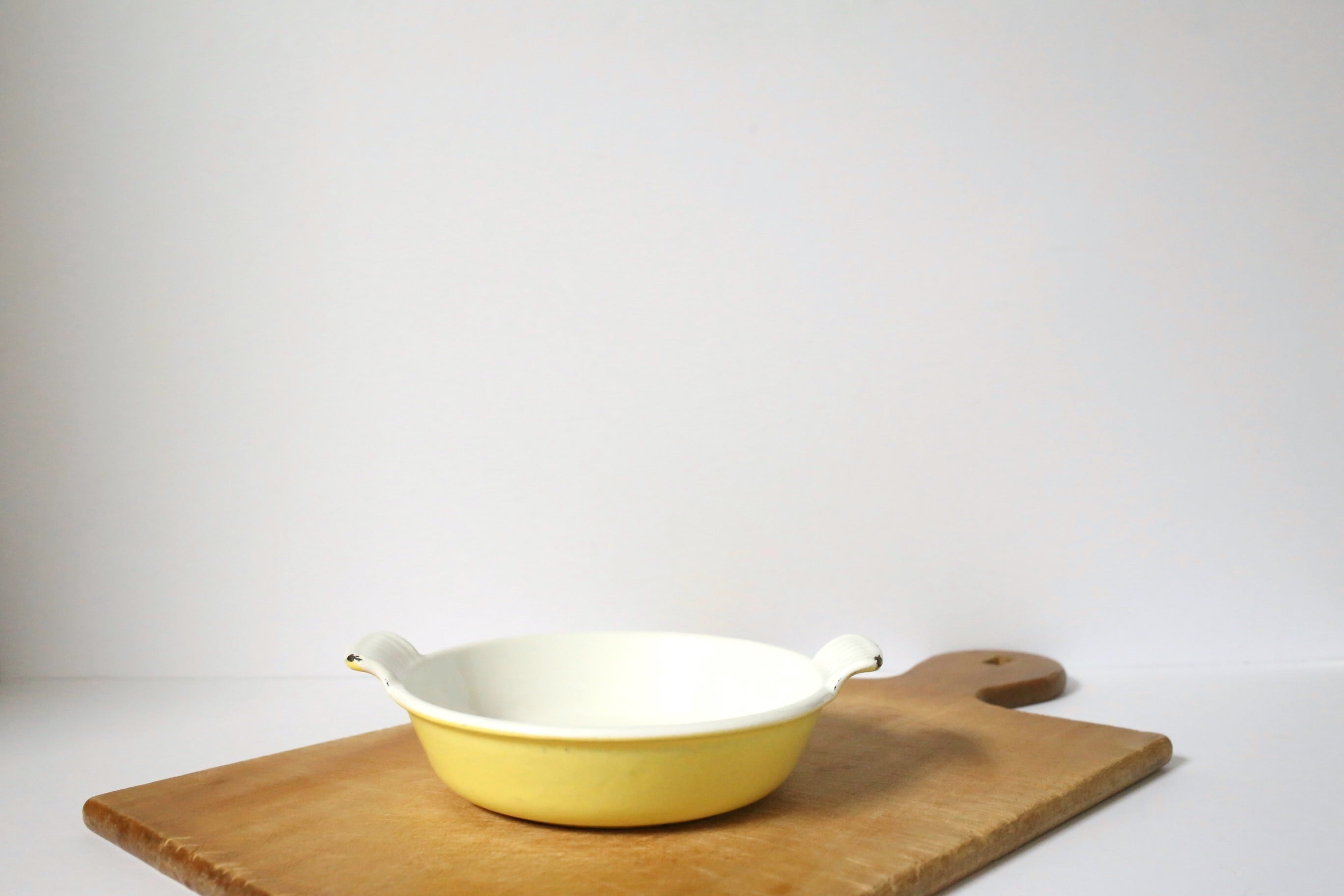 フランス ヴィンテージ ル・クルーゼ Le Creuset ホーロー ブリュレ皿 グラタン皿 黄色 サイズ「13」 N-01009