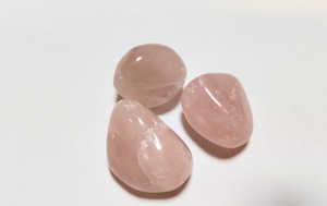 ローズクォーツ・中タンブル