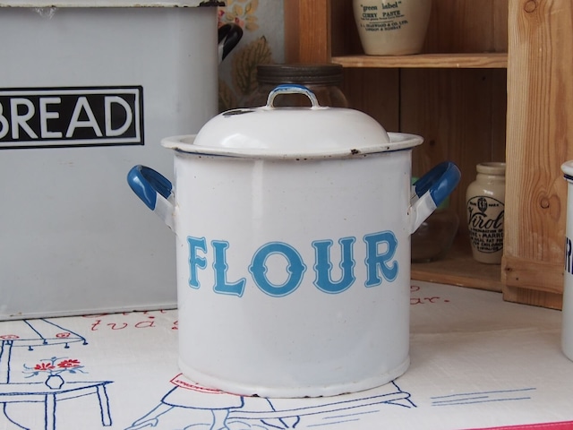 イギリスアンティーク　フラワー缶　FLOUR