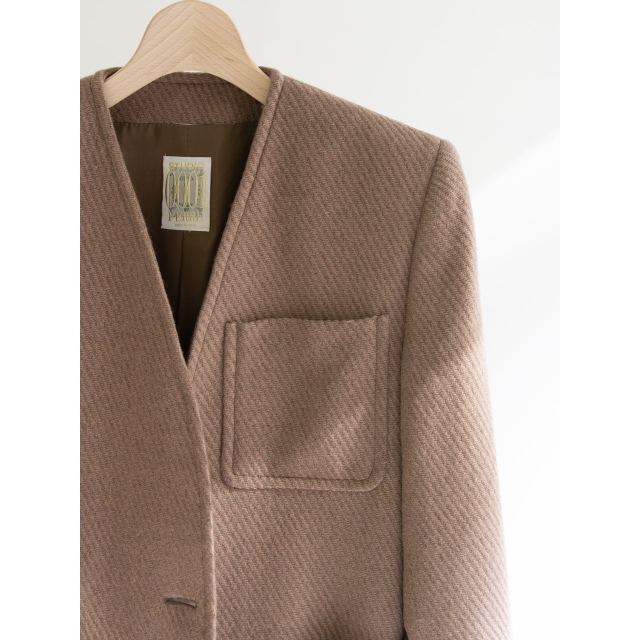 【STUDIO 0001 BY FERRE】Made in Italy 80's 100% Wool Collarless Jacket（ジャンフランコフェレ イタリア製 ノーカラーウールジャケット）