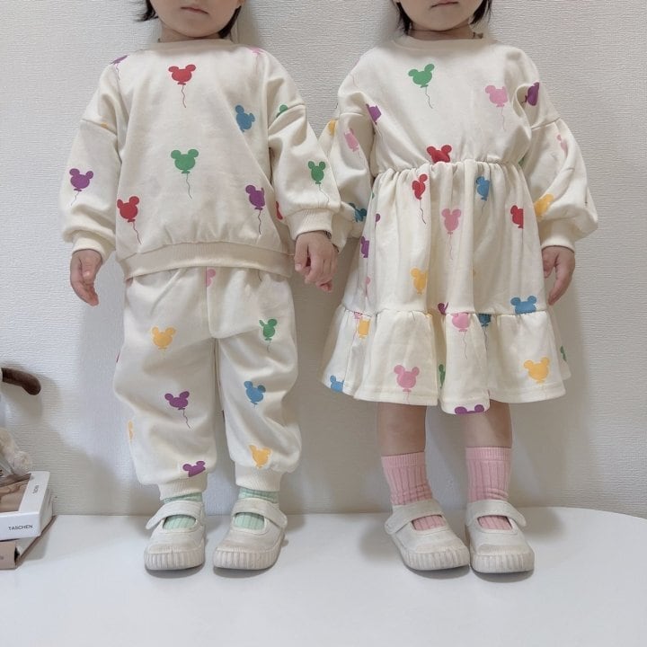 韓国　子供服　ランダム発送 BABY&KID】春作ミッキー風船柄ワンピースORセットアップ | 韓国子供服