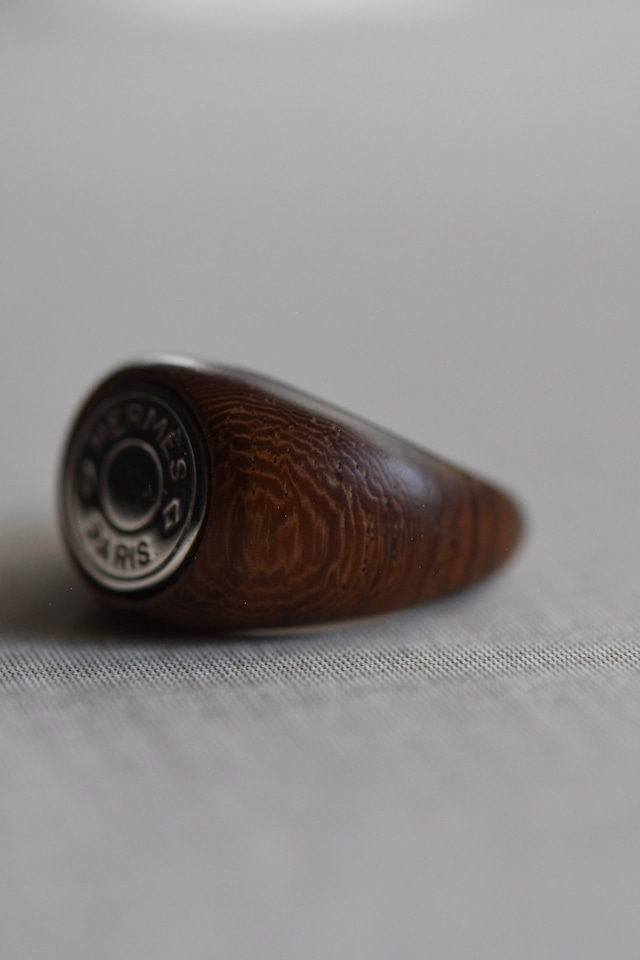IORI/"HERMES" ring/wood sellier