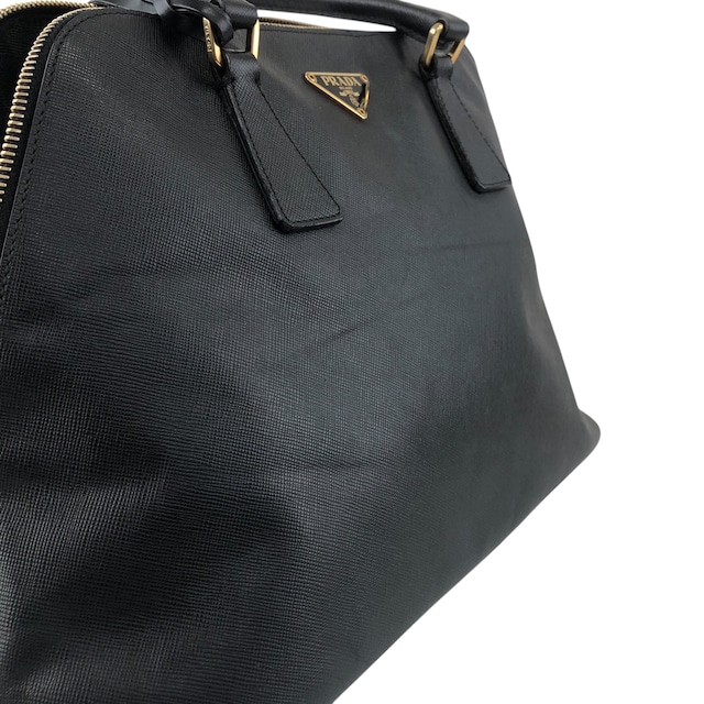 PRADA プラダ ハンドバッグ ブラック トライアングル レザー サフィアーノ ブガッディ vintage ヴィンテージ オールド wxkttk