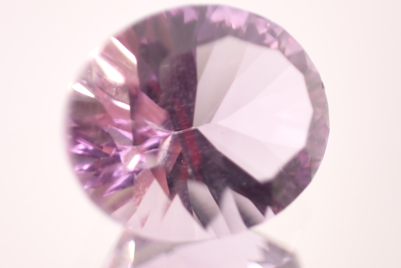 アメジスト(コンケーブカット)　2.62ct　[D12-179]