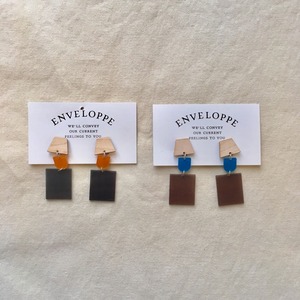 [ ENVELOPPE ] Three Charm Earring