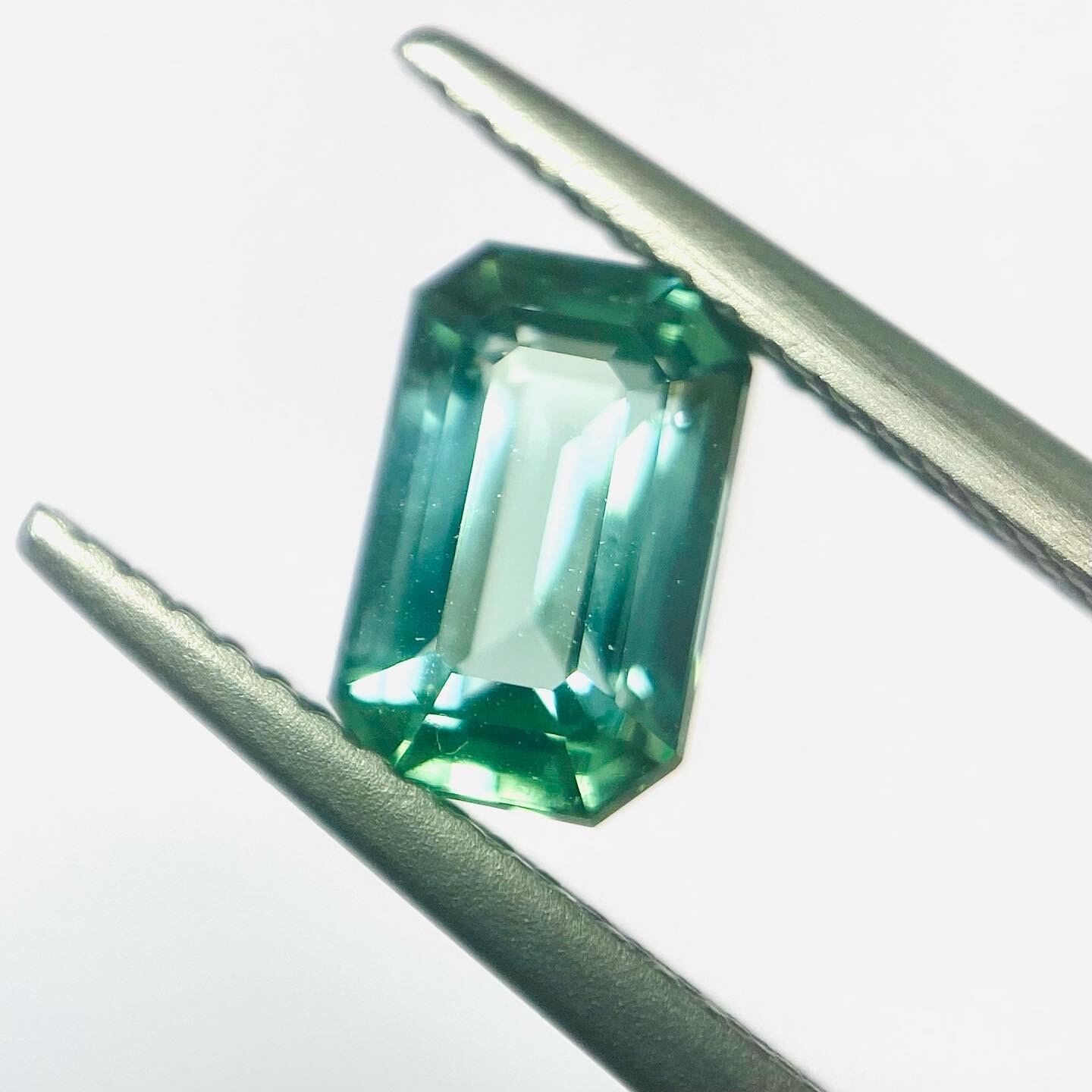 爽やかなミントグリーントルマリン