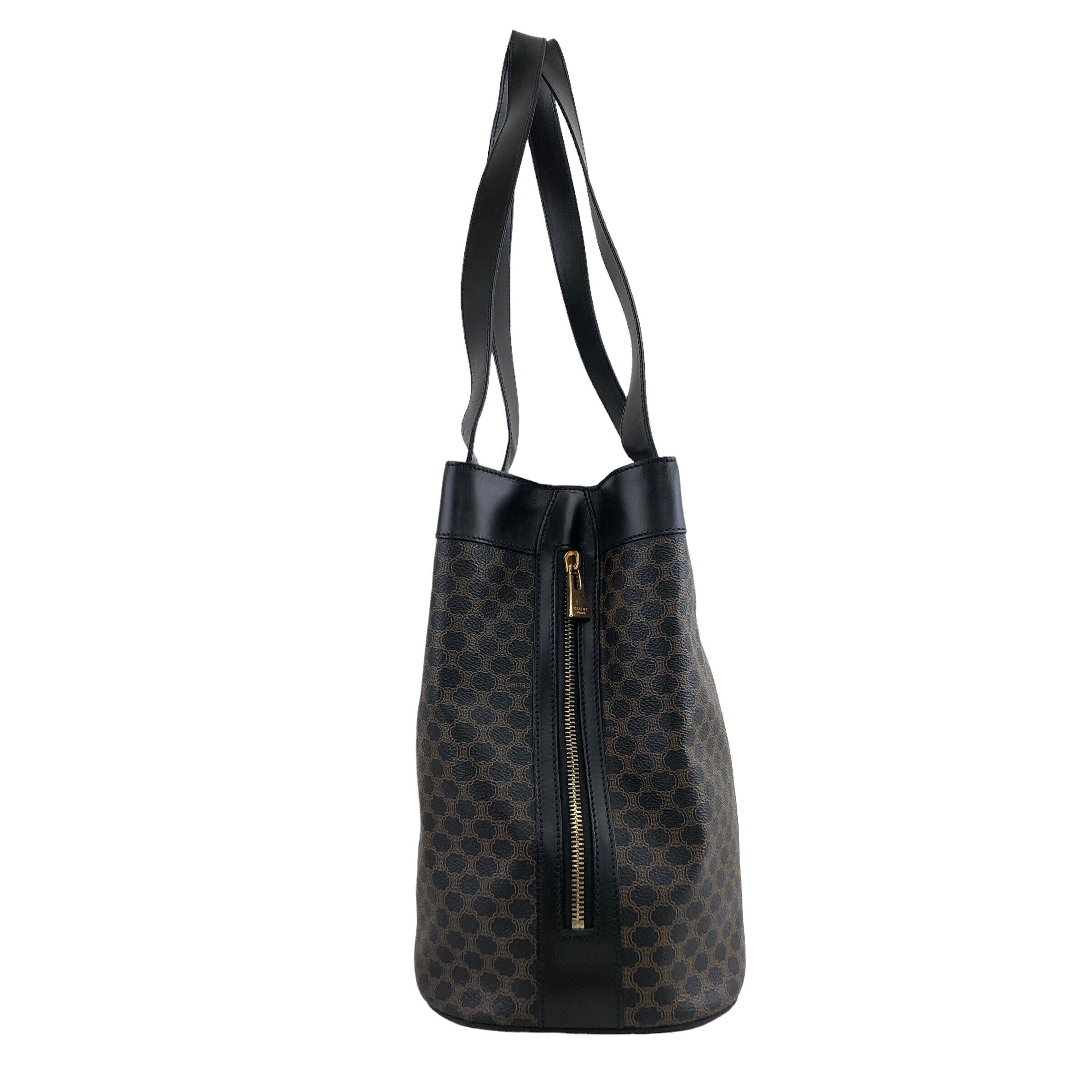 CELINE セリーヌ マカダム ショルダーバッグ ブラック ロゴ PVC レザー