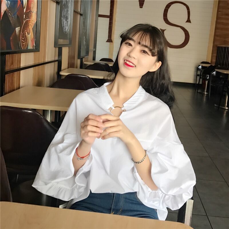 ホワイトシャツ女性デザインセンスニッチサマードレス2020新バージョンルーズで薄いメタルアクセサリーランタンスリーブトップ 1号婦人91556808304