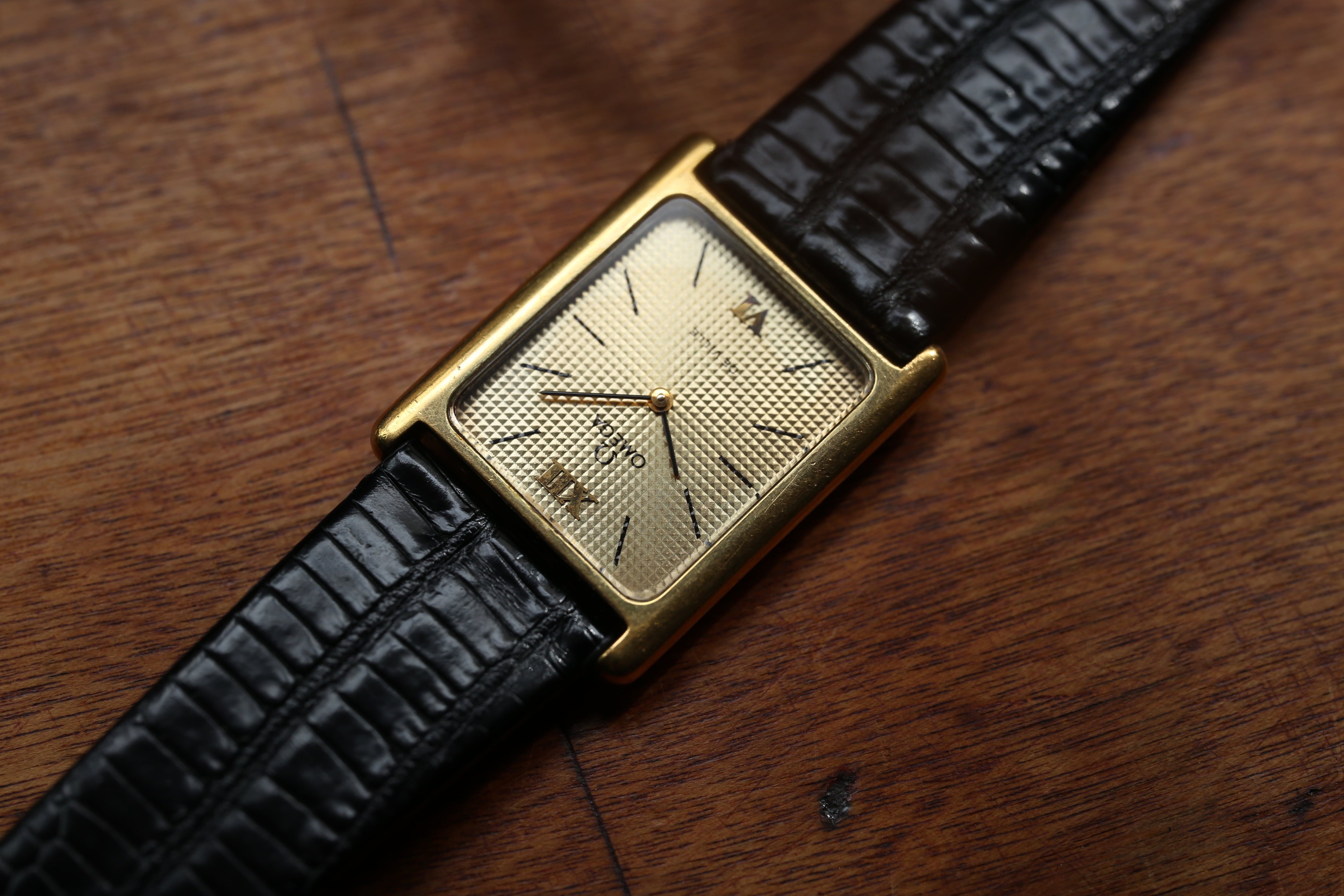 OMEGA】 1973年製 オメガ 『 デビル H型レクタンギュラー 』エンボス