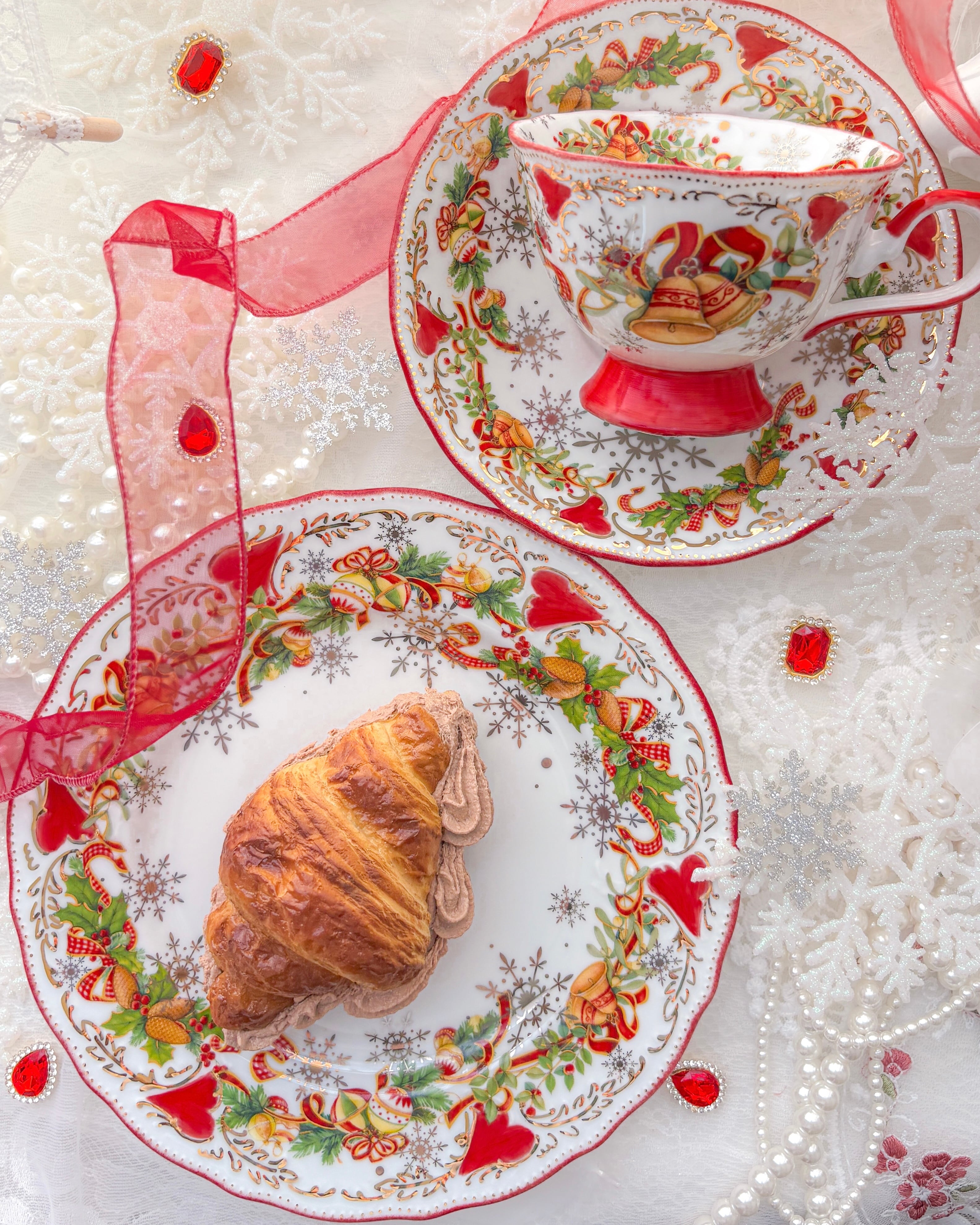 Christmas Ribbon Tea Set – 聖夜を彩るクリスマスのティーセット