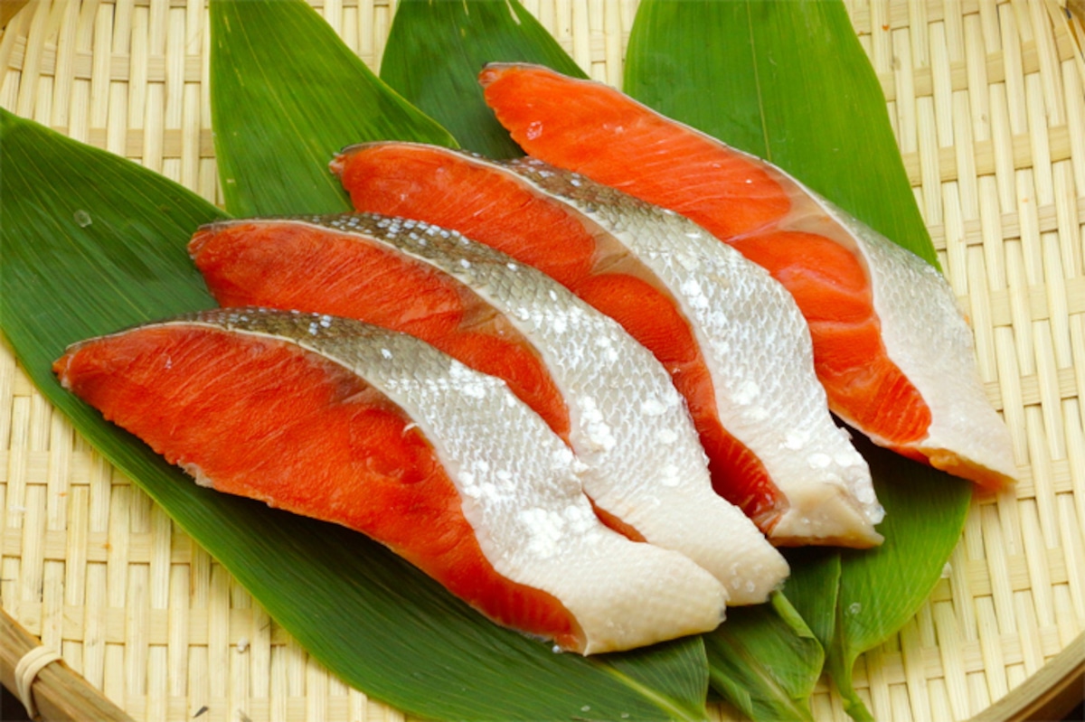 紅鮭切身 4切れ(甘塩) | 魚の椎野商店