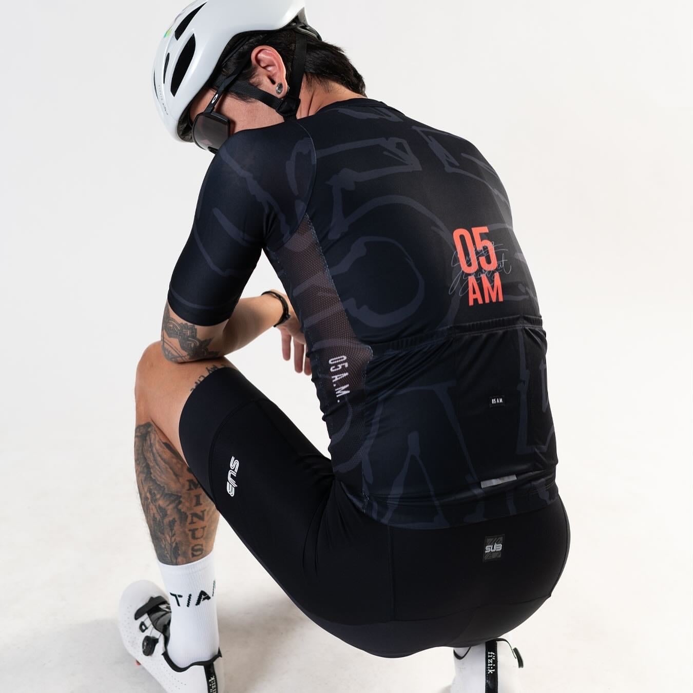 05 A.M. Black GENⅣ / Long Sleeves | 【公式】SUB Jersey Japan サブ