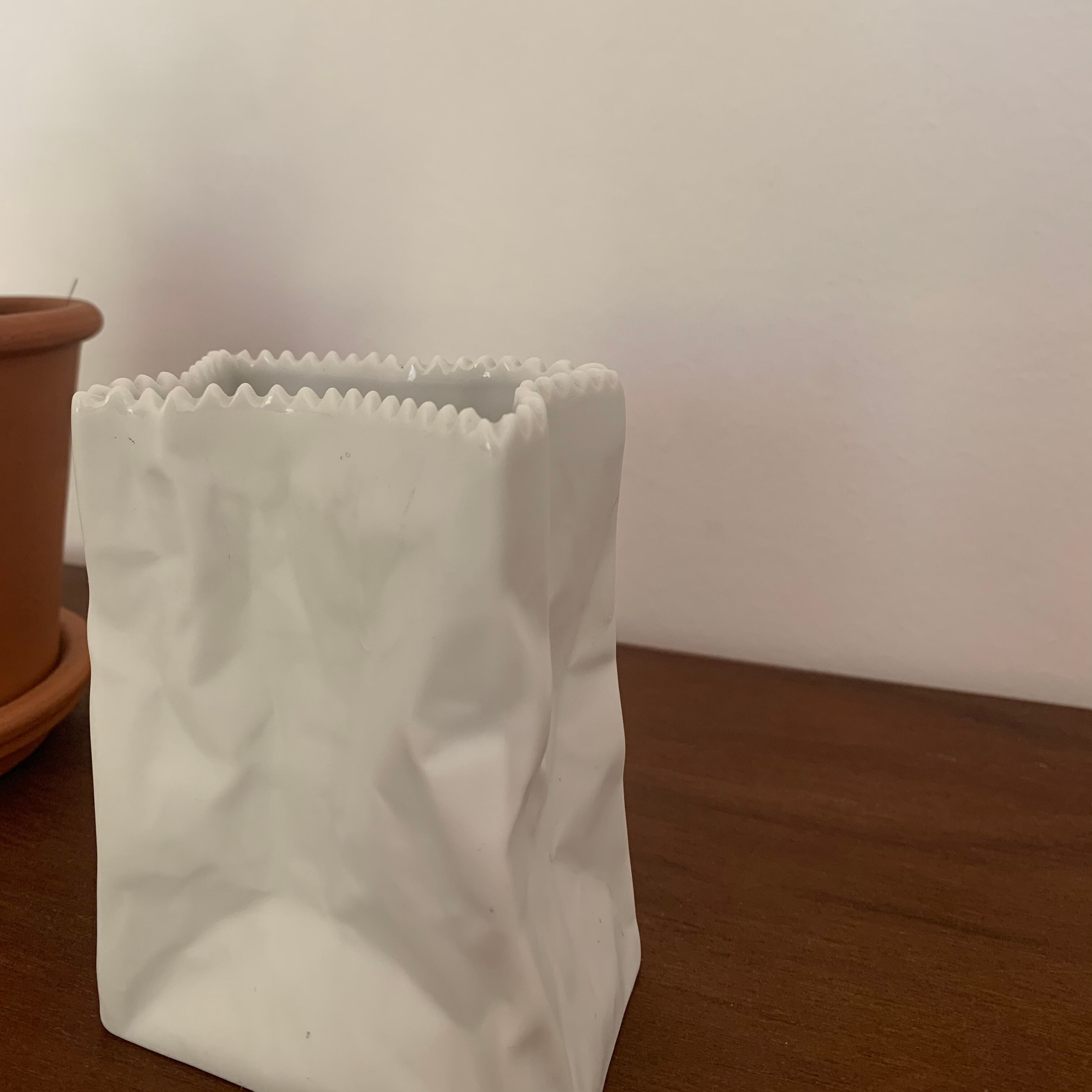 Rosenthal Tutenvasen 紙袋 花瓶 | alt und neu