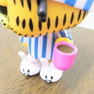 ☆US直輸入☆ FUNKO 【 POP! COMICS VINYL FIGURE GARFIELD WITH MUG ( ガーフィールド パジャマ マグ )】 ビニールフィギュア〚アメリカン雑貨 アメトイ〛