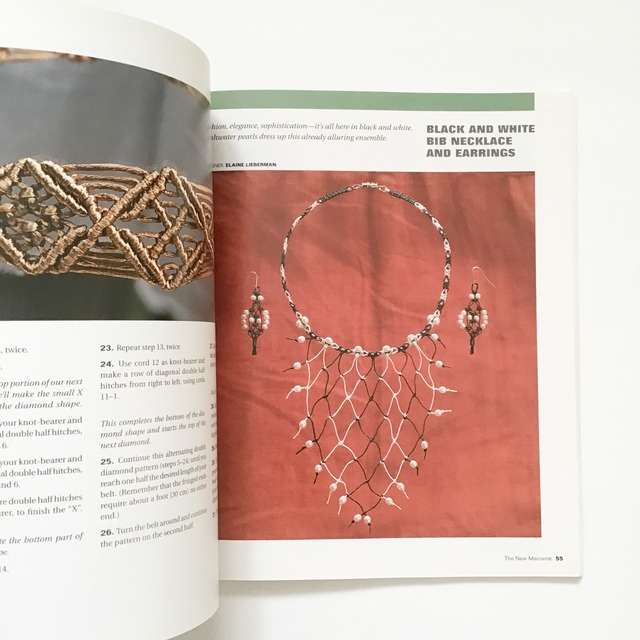 マクラメ編みのアクセサリーや小物 The New Macrame Folklora