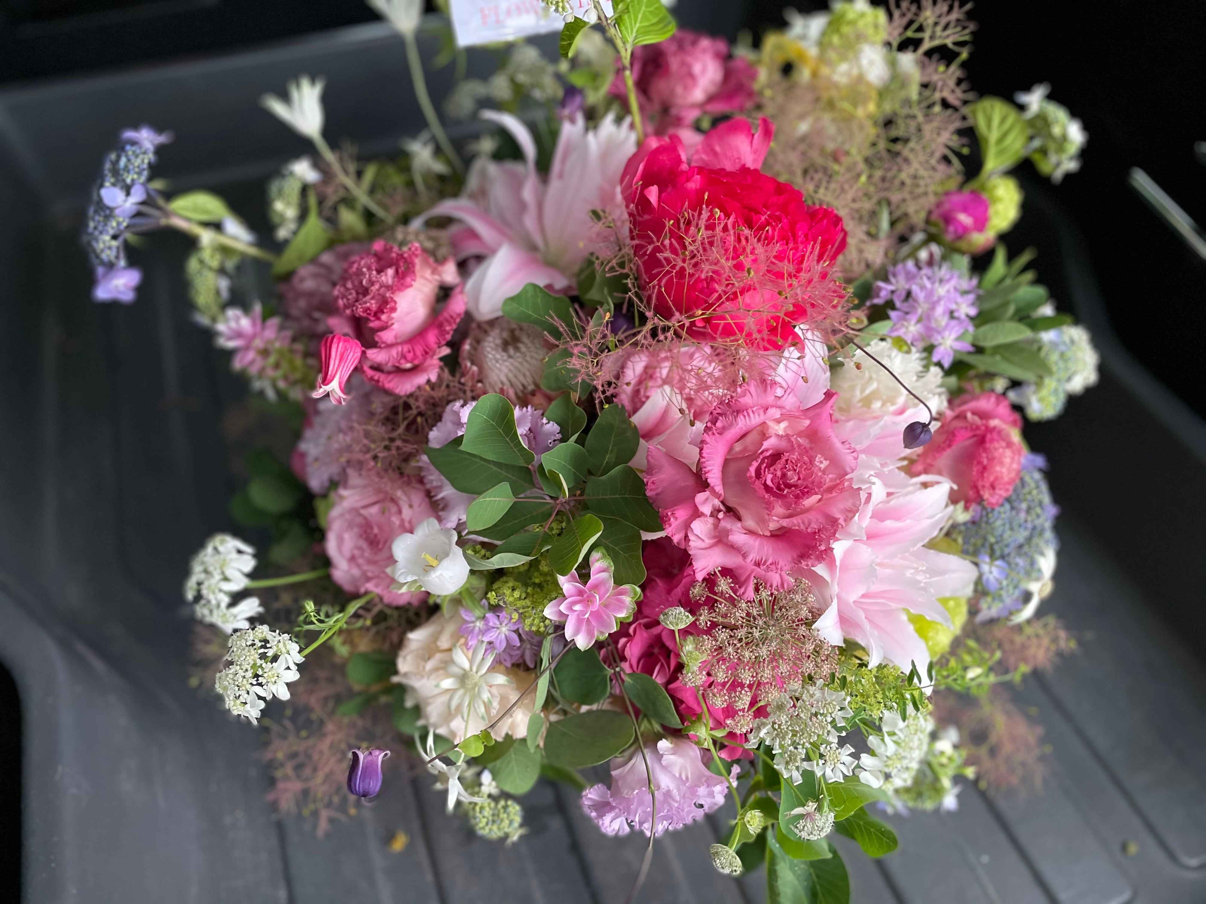 オーダーメイド |フラワーアレンジメント Mサイズ | FLOWERS NEST