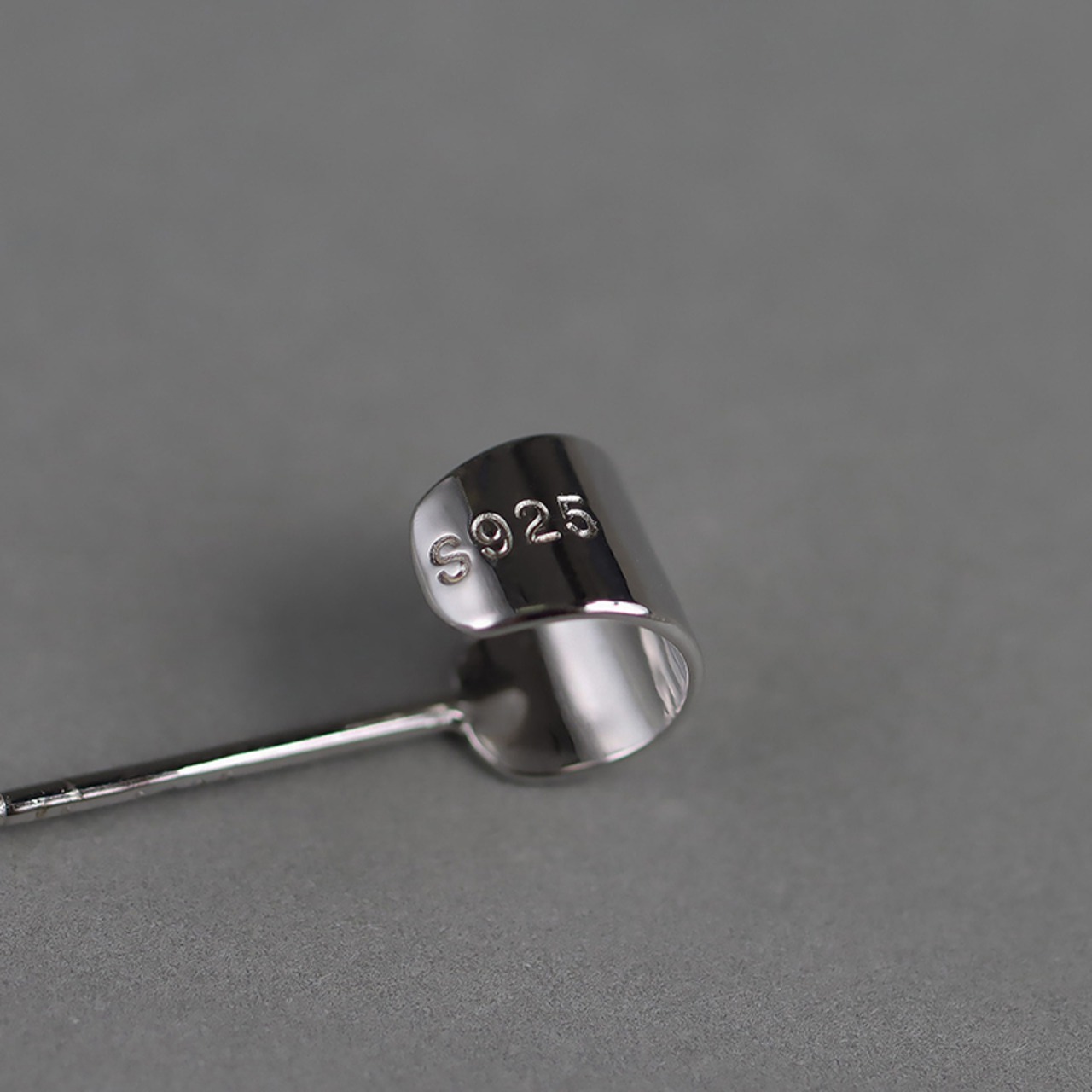 【クリックポスト】SILVER925 ピアス 金属アレルギー対応 シルバー925 ミニマル C型  2525