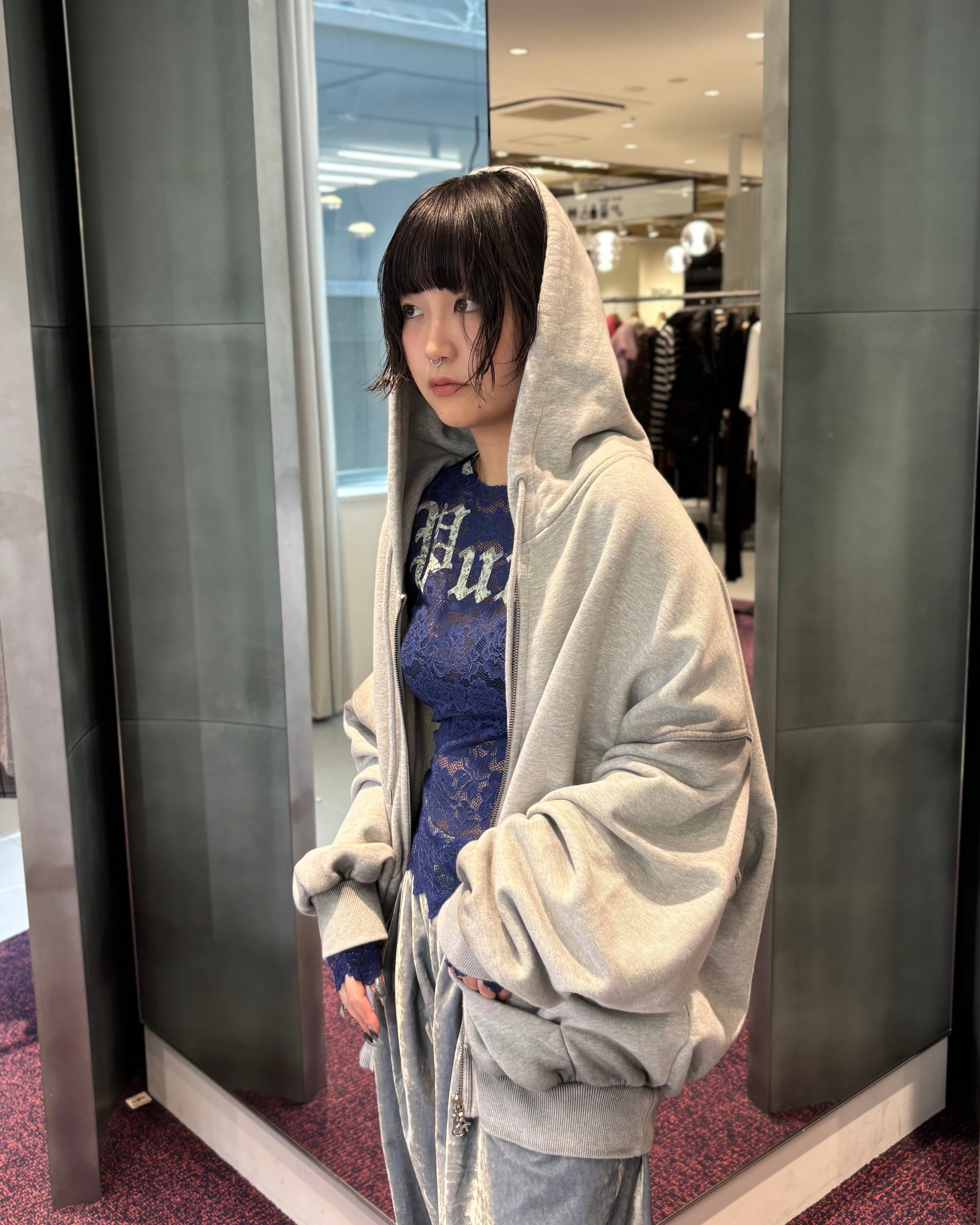 26AW | WOMEN】AVAVAV アヴァヴァヴ / フーディー / Avavav Logo Zip