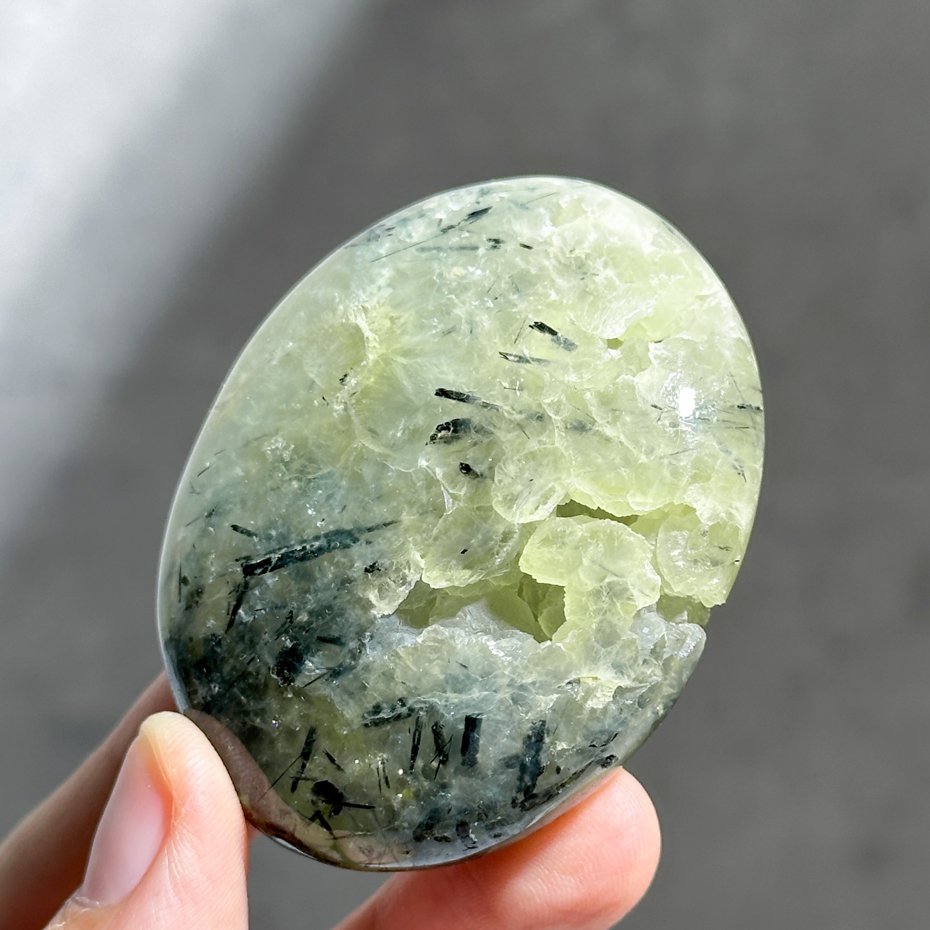 プレナイト パームストーン43◇ Prehnite ◇天然石・鉱物