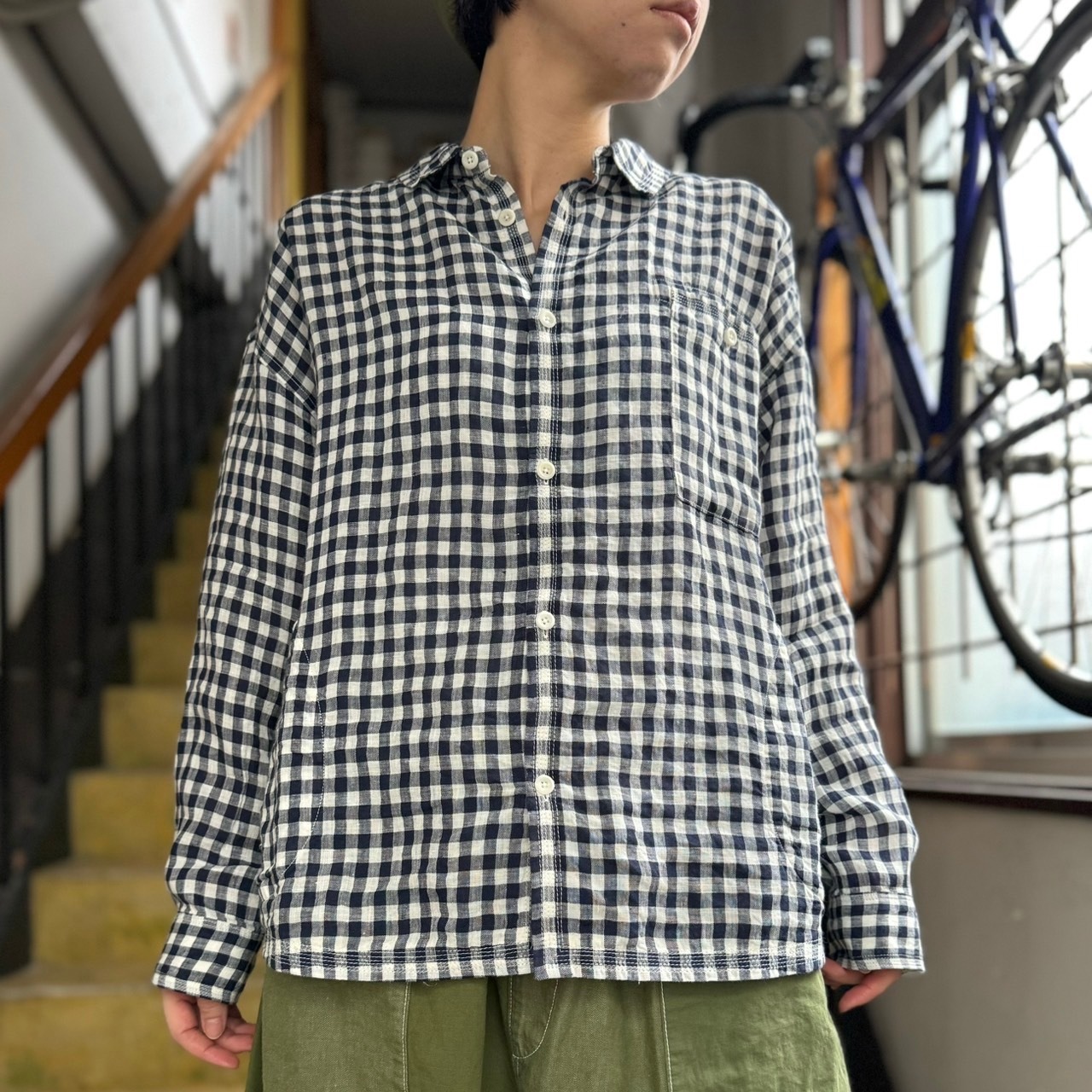 快晴堂 - HAYATE リネンギンガム ステッチ沢山・長袖シャツ | clever 