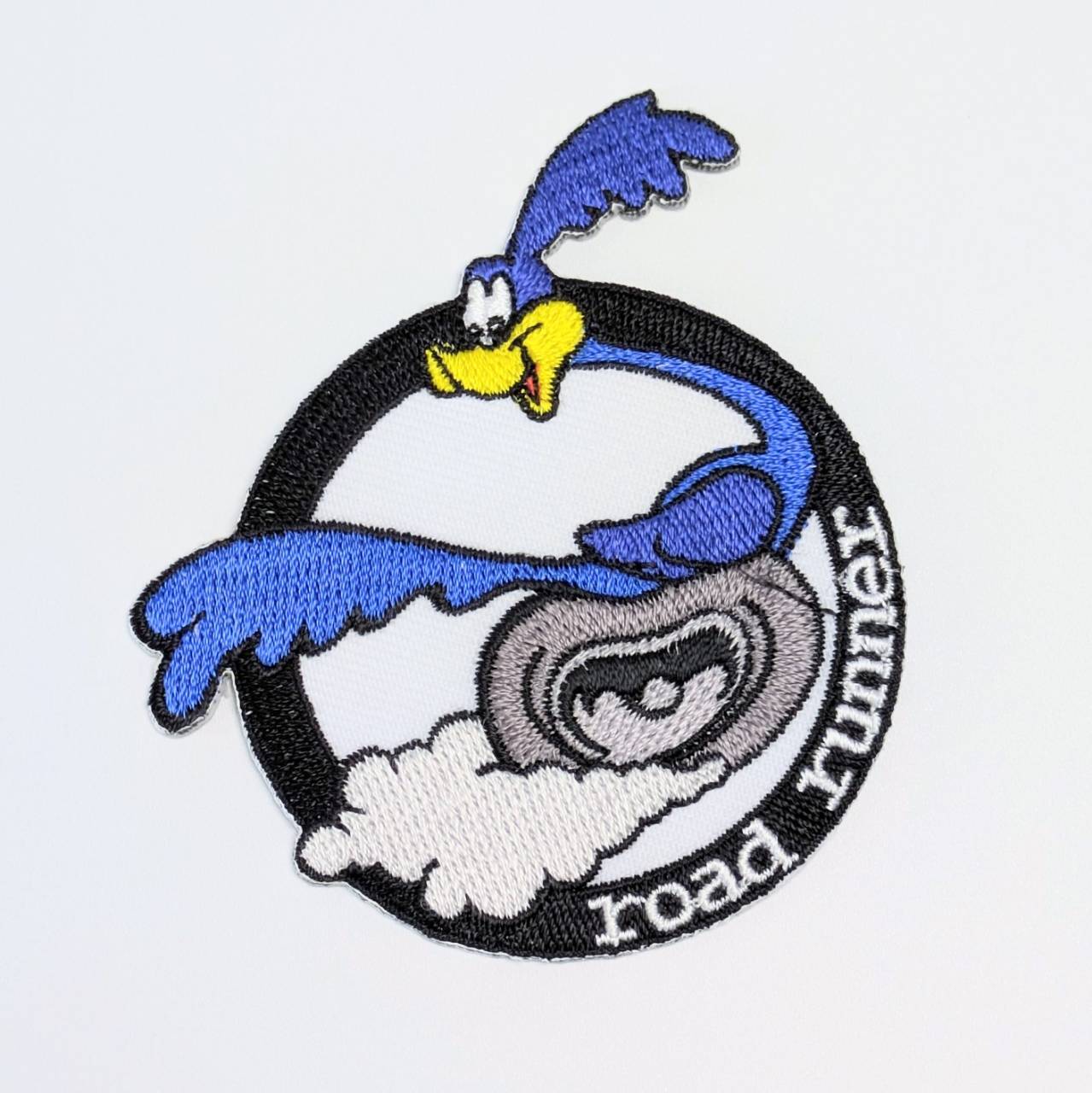 送料無料！ ★刺繍アイロンワッペン★【 Looney Tunes / ルーニーテューンズ 】 ロードランナー〚アメリカン雑貨 アメトイ〛