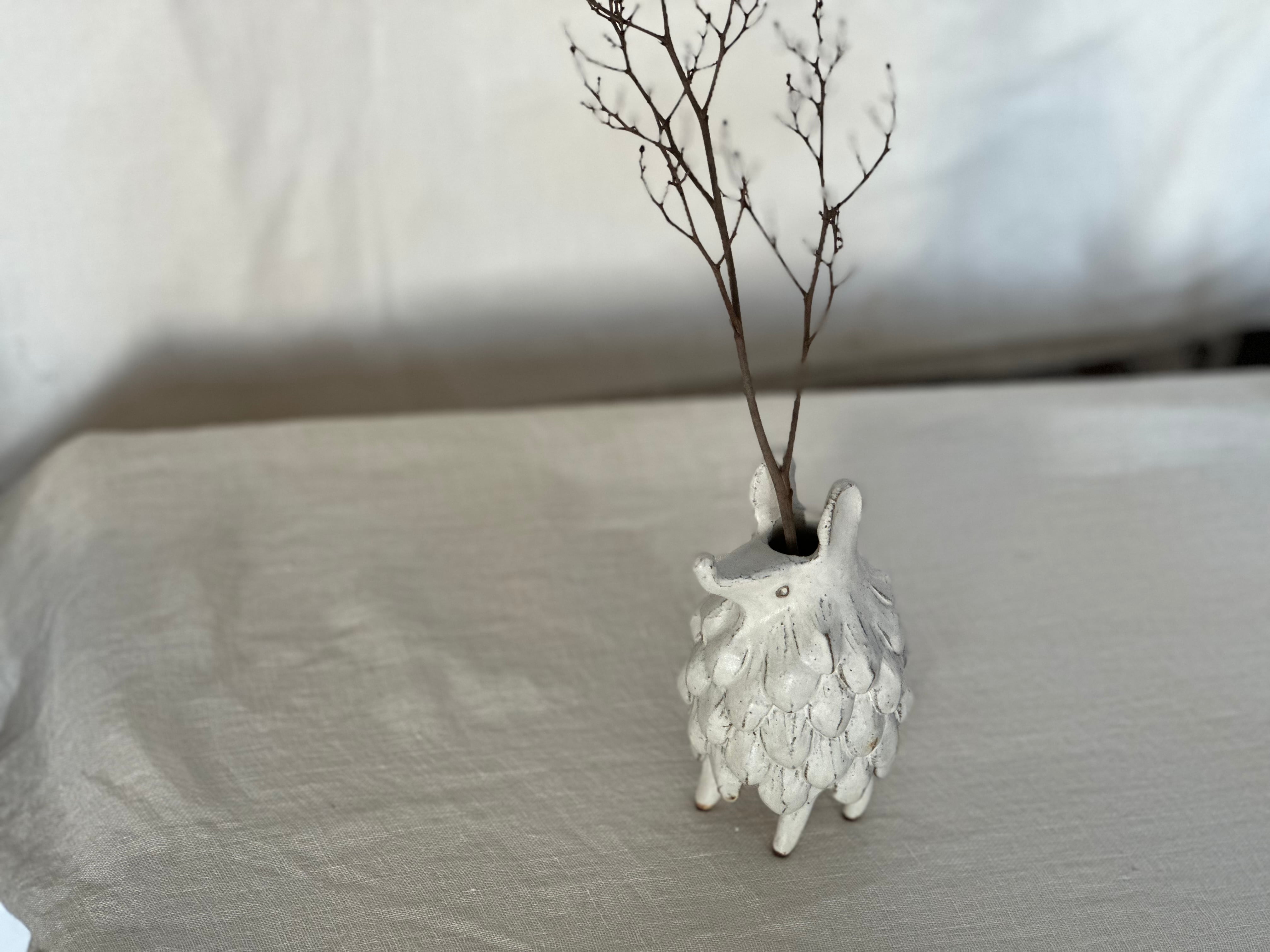 ネズミ花入れ（白） | 器のしごと utsuwa no shigoto Web shop