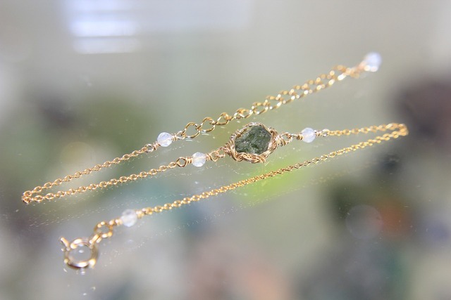 永遠の愛✨モルダバイトブレスレット