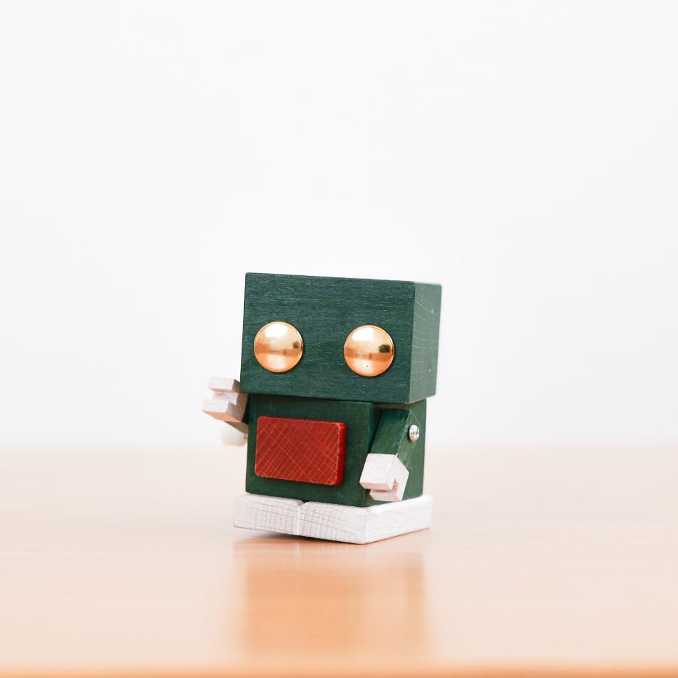 限定ブリ木ロボ・2025冬 | こまむぐ |公式通販｜日本製木のおもちゃ